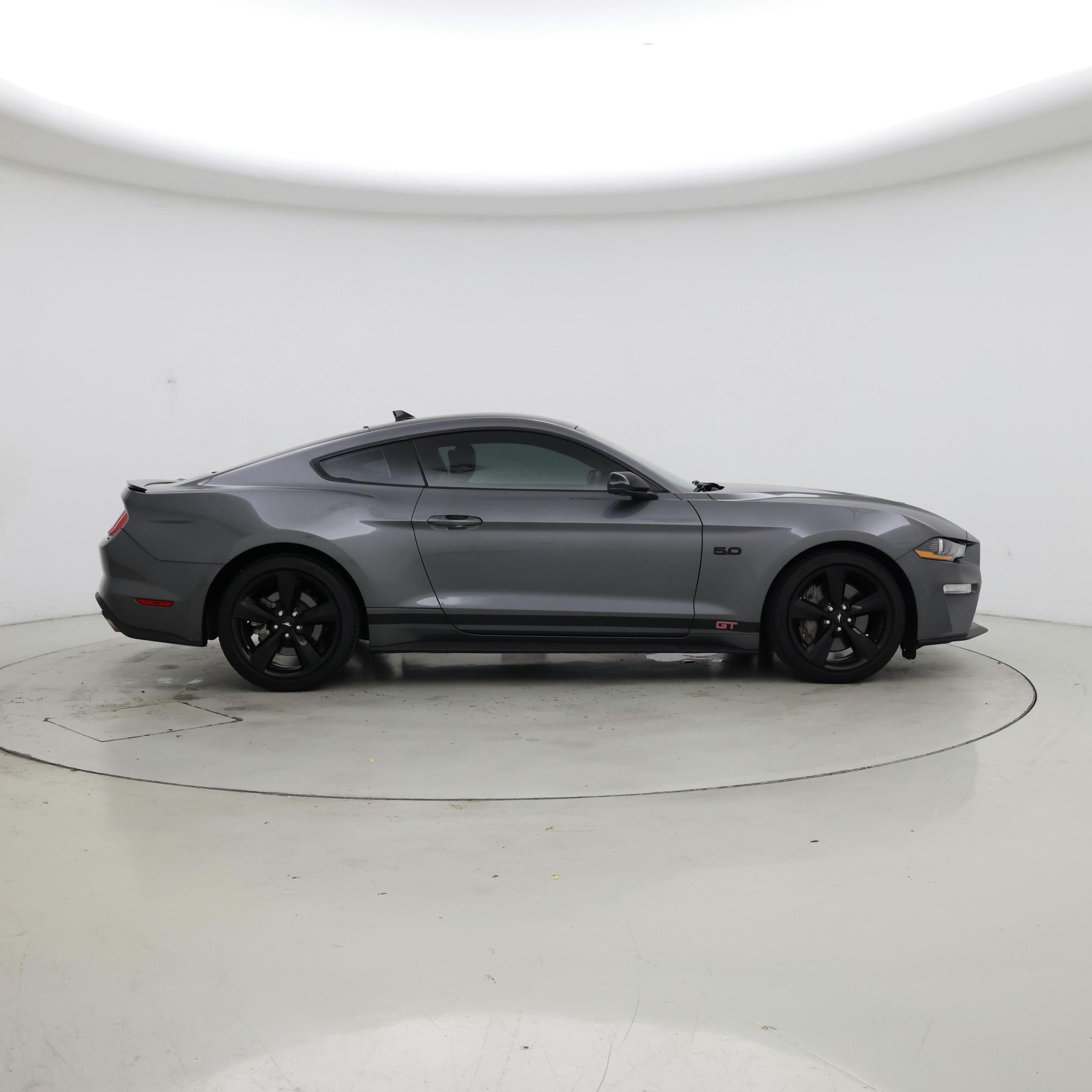 Thumbnail: 2022 Ford Mustang - 7