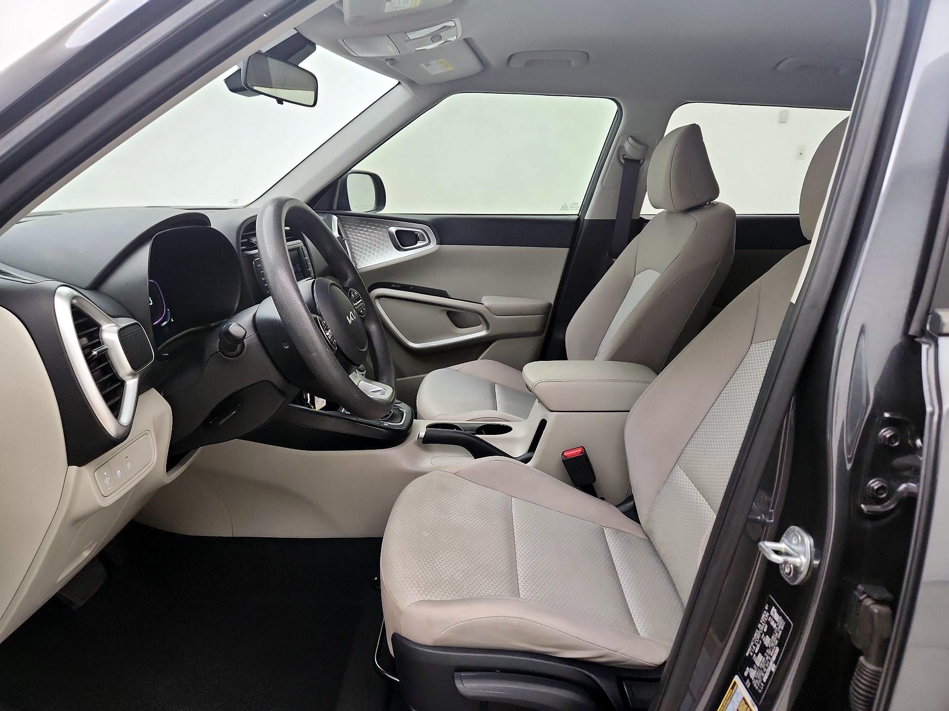 Thumbnail: 2023 Kia Soul - 11