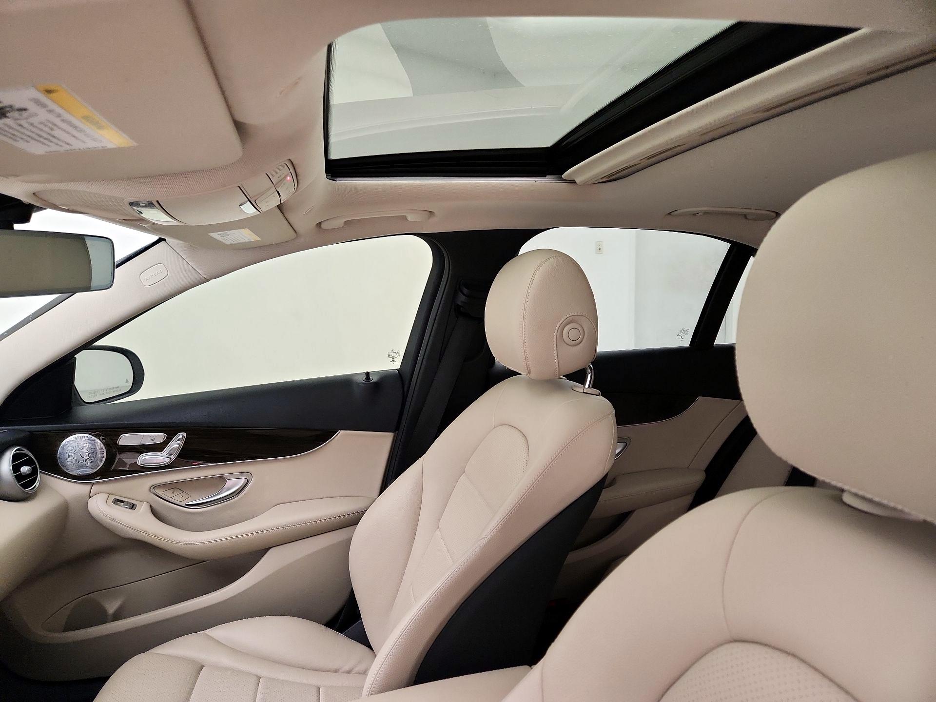 Thumbnail: 2021 Mercedes-Benz C-Class - 19