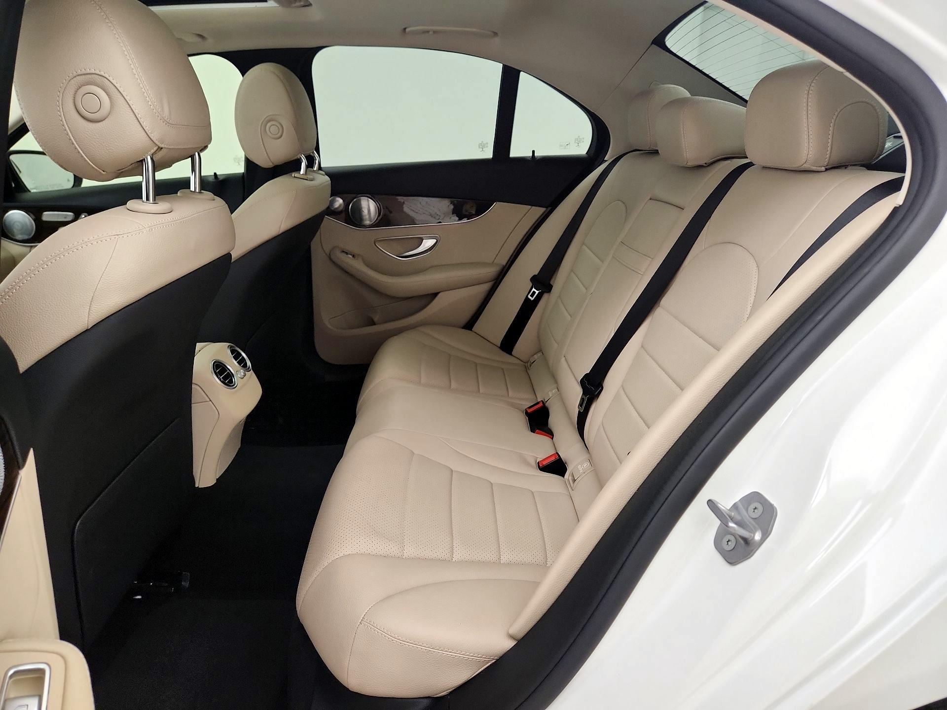Thumbnail: 2021 Mercedes-Benz C-Class - 20