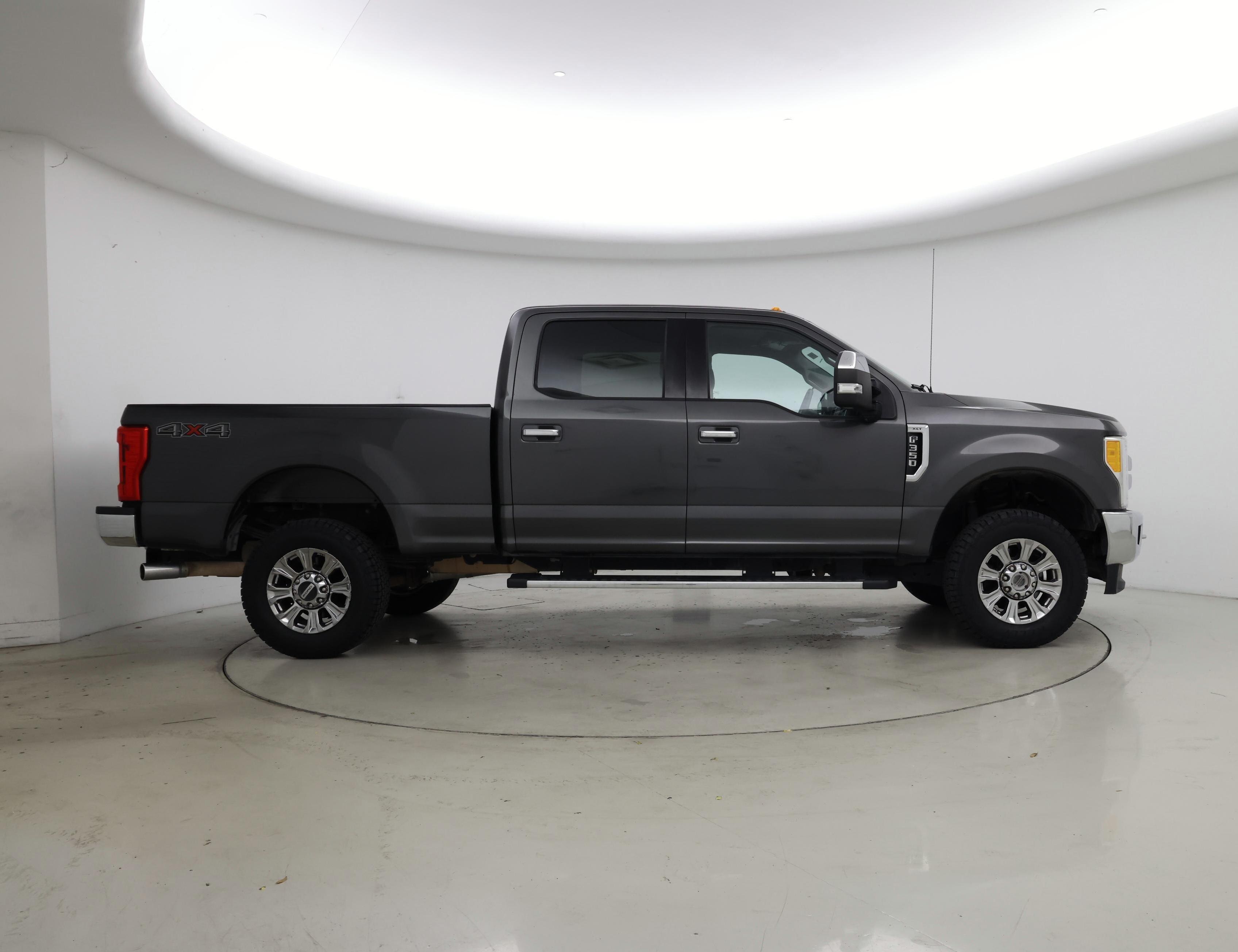 Thumbnail: 2017 Ford F-350 - 7
