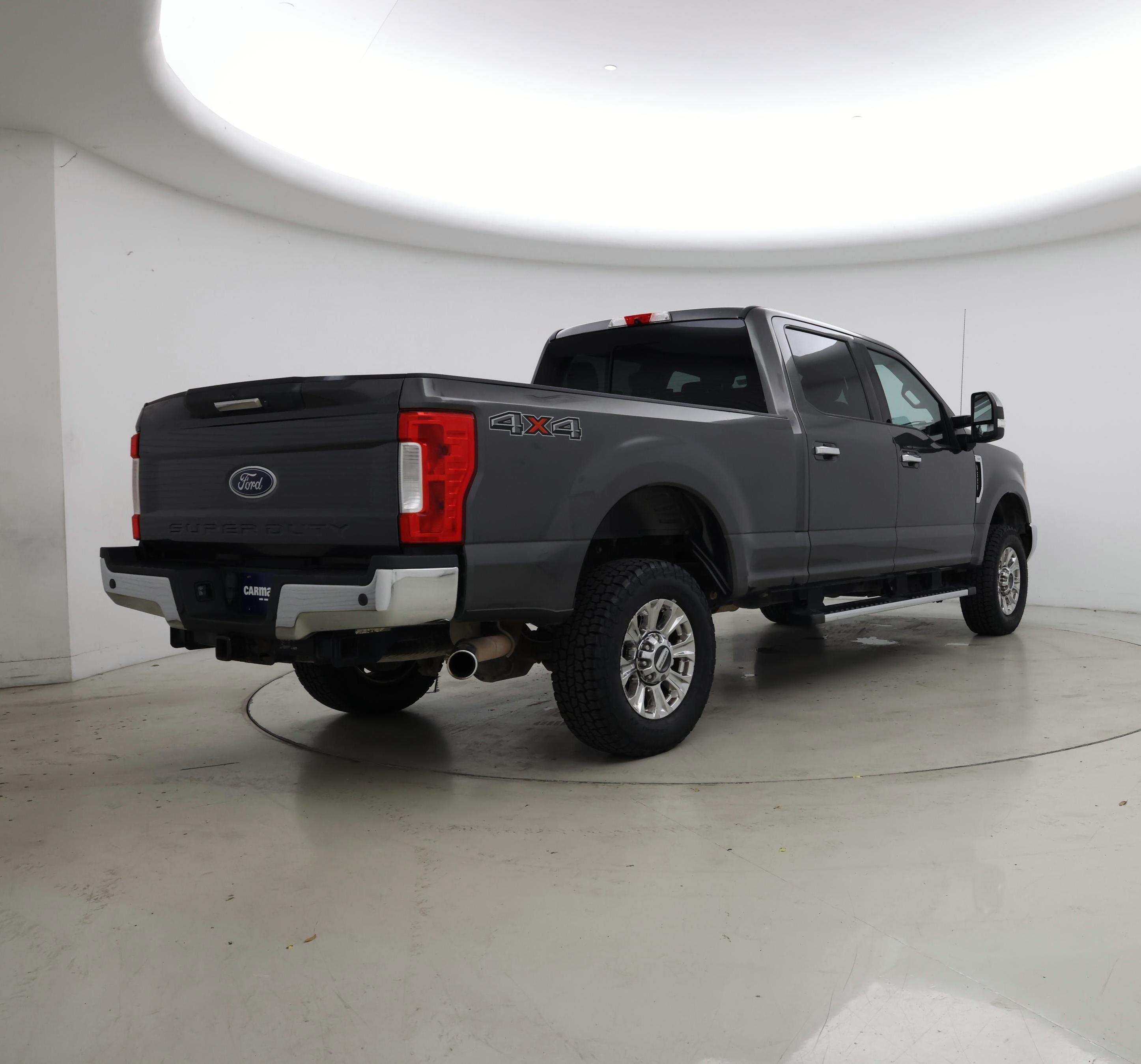 Thumbnail: 2017 Ford F-350 - 8