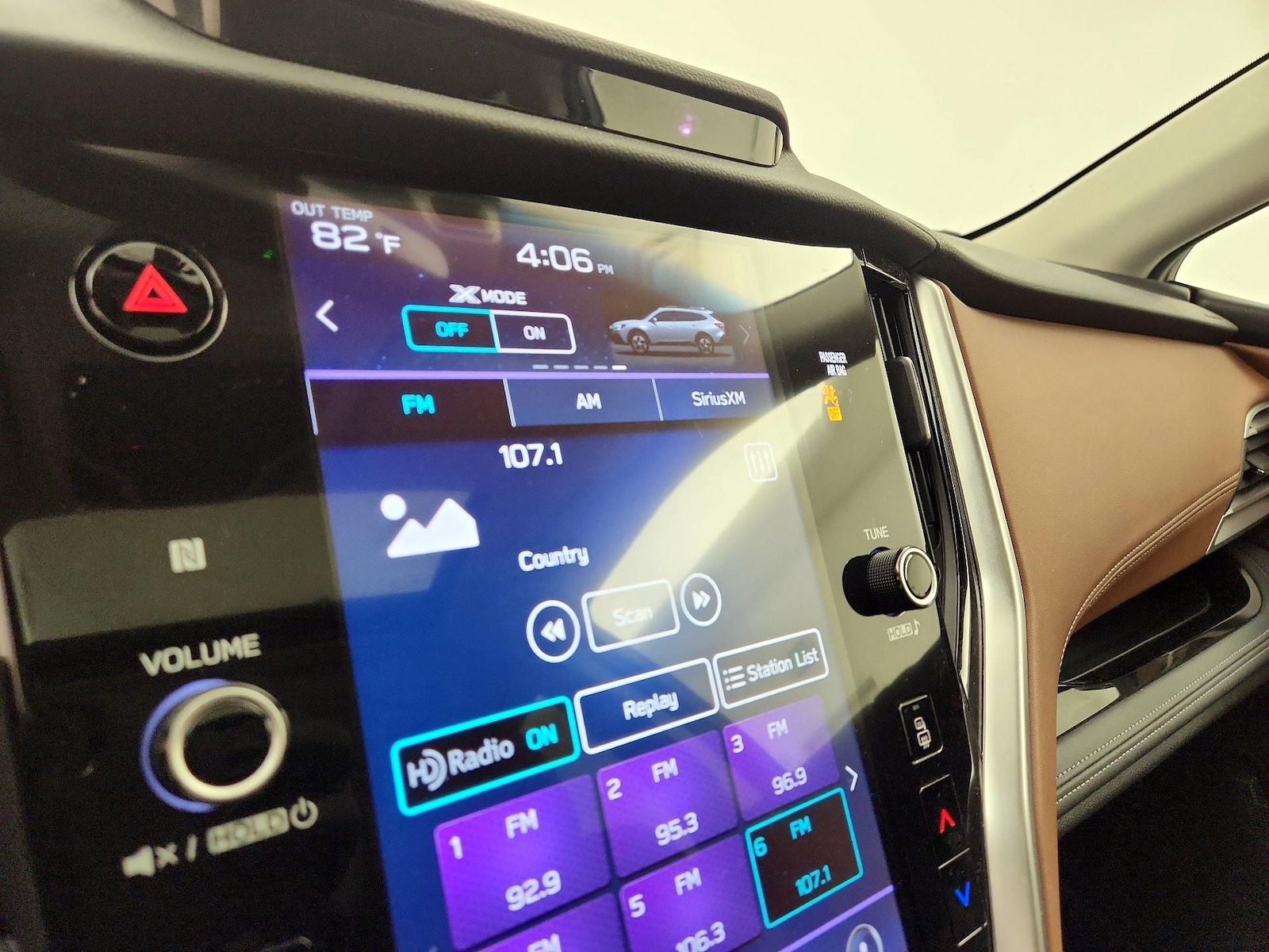 2021 Subaru Outback Touring - Photo 16