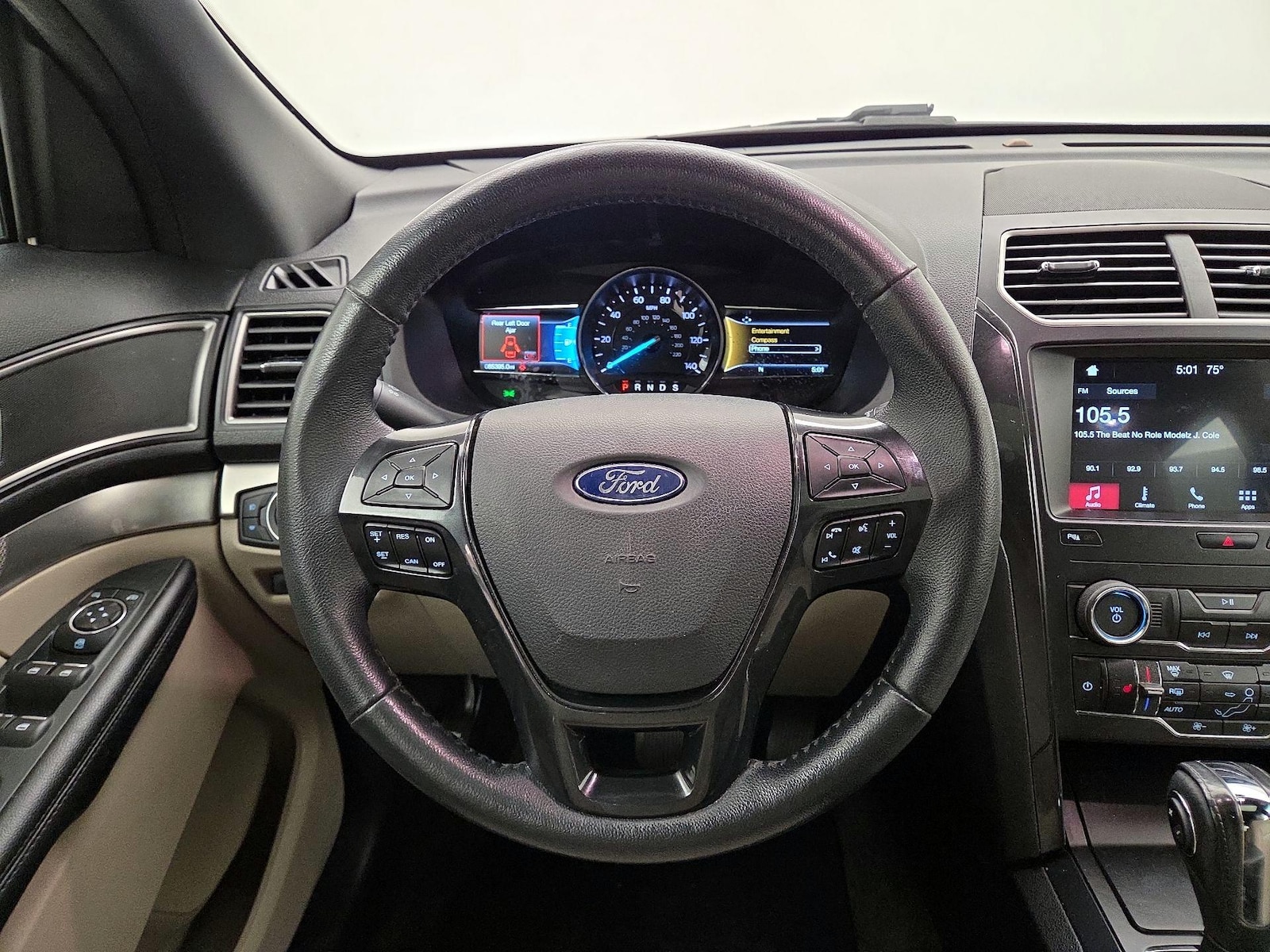 2018 Ford Explorer XLT - Photo 11
