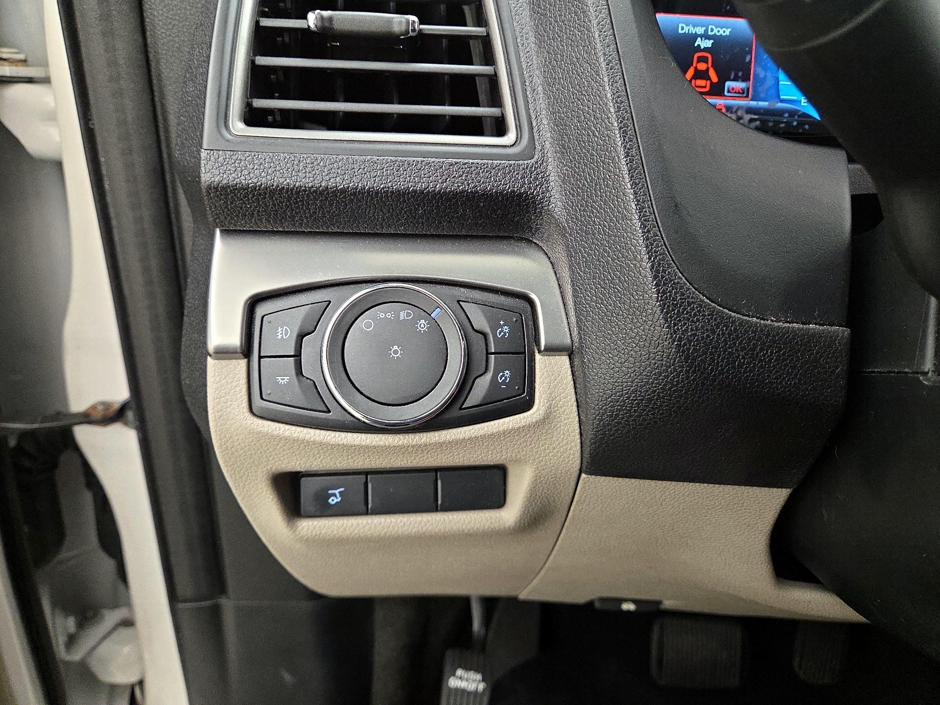 Thumbnail: 2018 Ford Explorer - 13