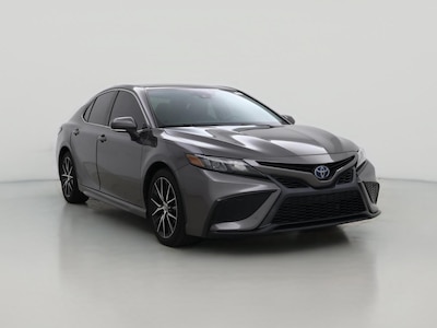 2022 Toyota Camry Hybrid SE
