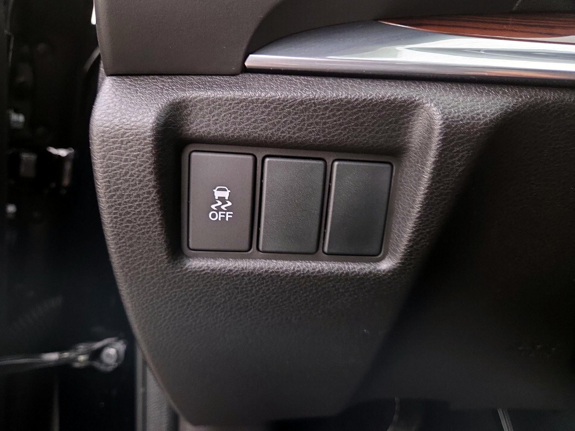 Thumbnail: 2016 Acura MDX - 13