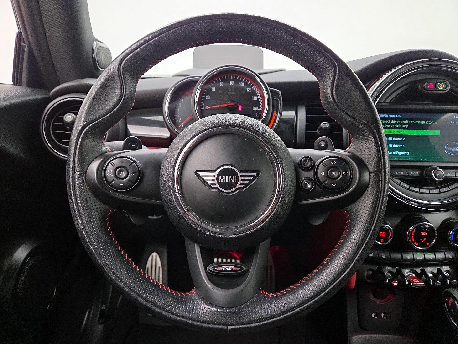Thumbnail: 2019 MINI Cooper Hardtop - 10