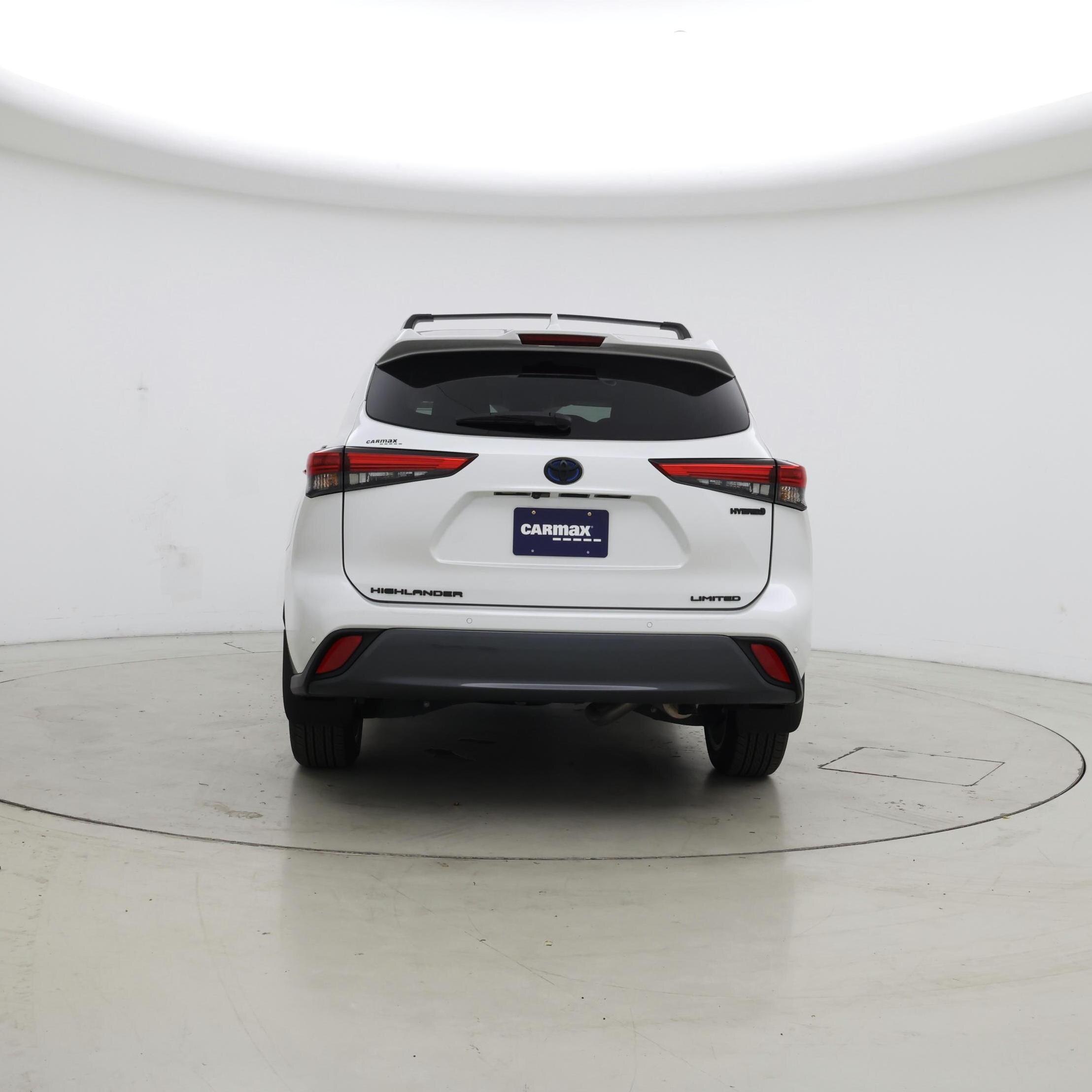 Thumbnail: 2023 Toyota Highlander - 6