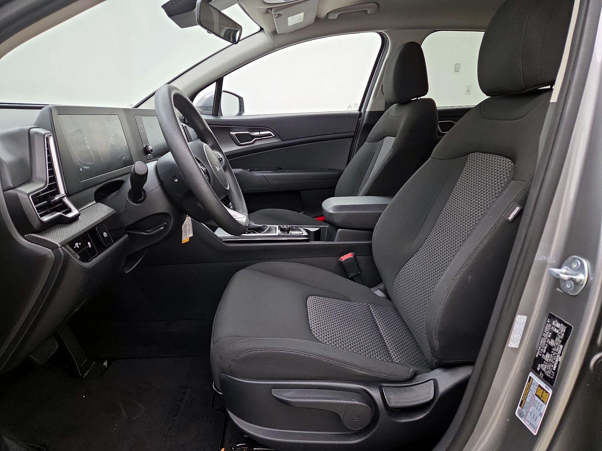 Thumbnail: 2025 Kia Sportage - 11