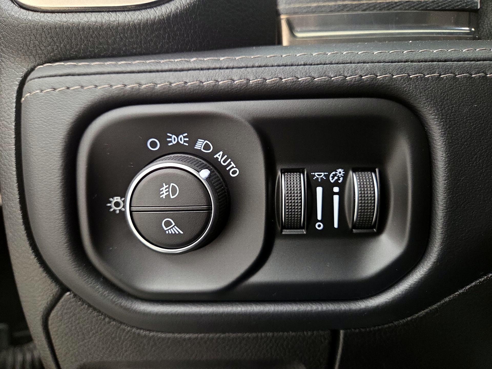 Thumbnail: 2021 RAM 1500 - 13