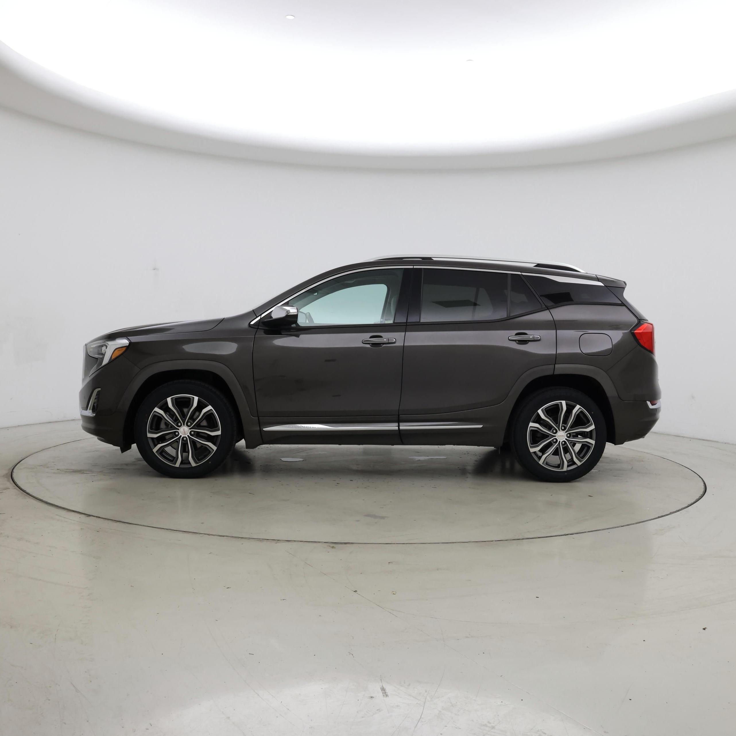 Thumbnail: 2019 GMC Terrain - 3