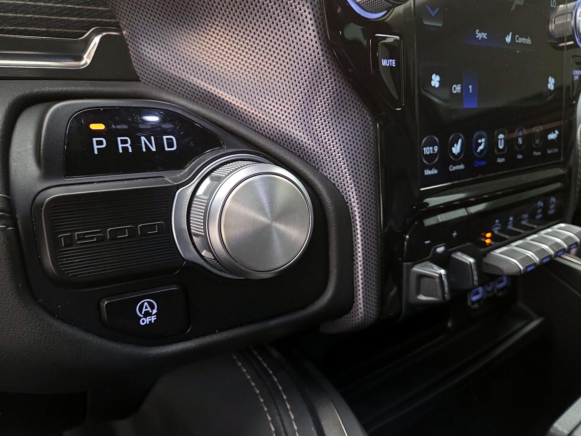 Thumbnail: 2021 RAM 1500 - 18