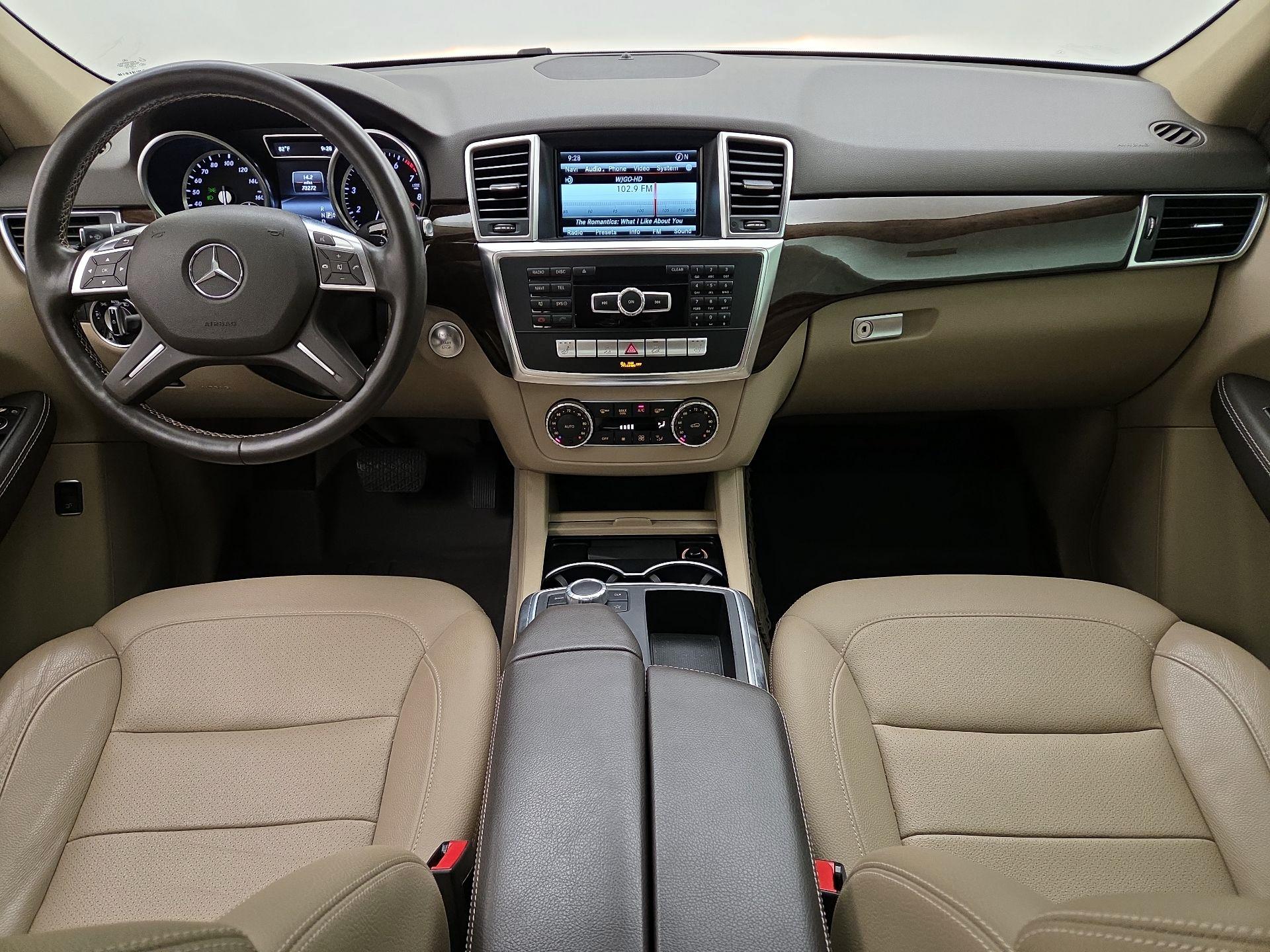 Thumbnail: 2015 Mercedes-Benz M-Class - 9