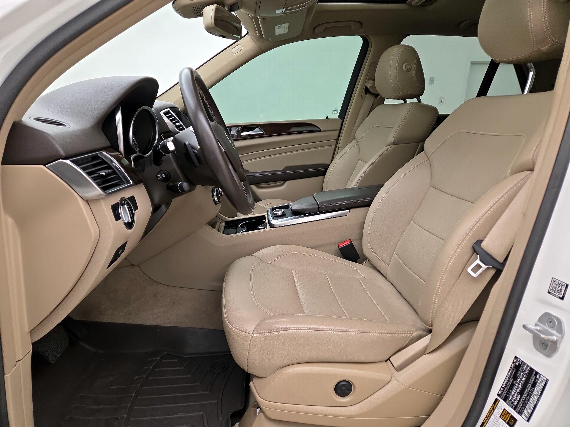 Thumbnail: 2015 Mercedes-Benz M-Class - 11