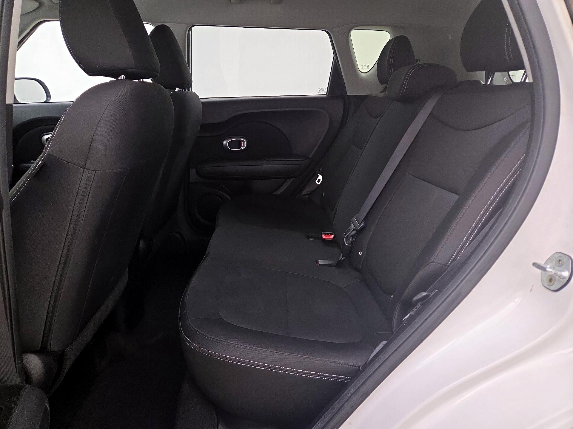 Thumbnail: 2015 Kia Soul - 18