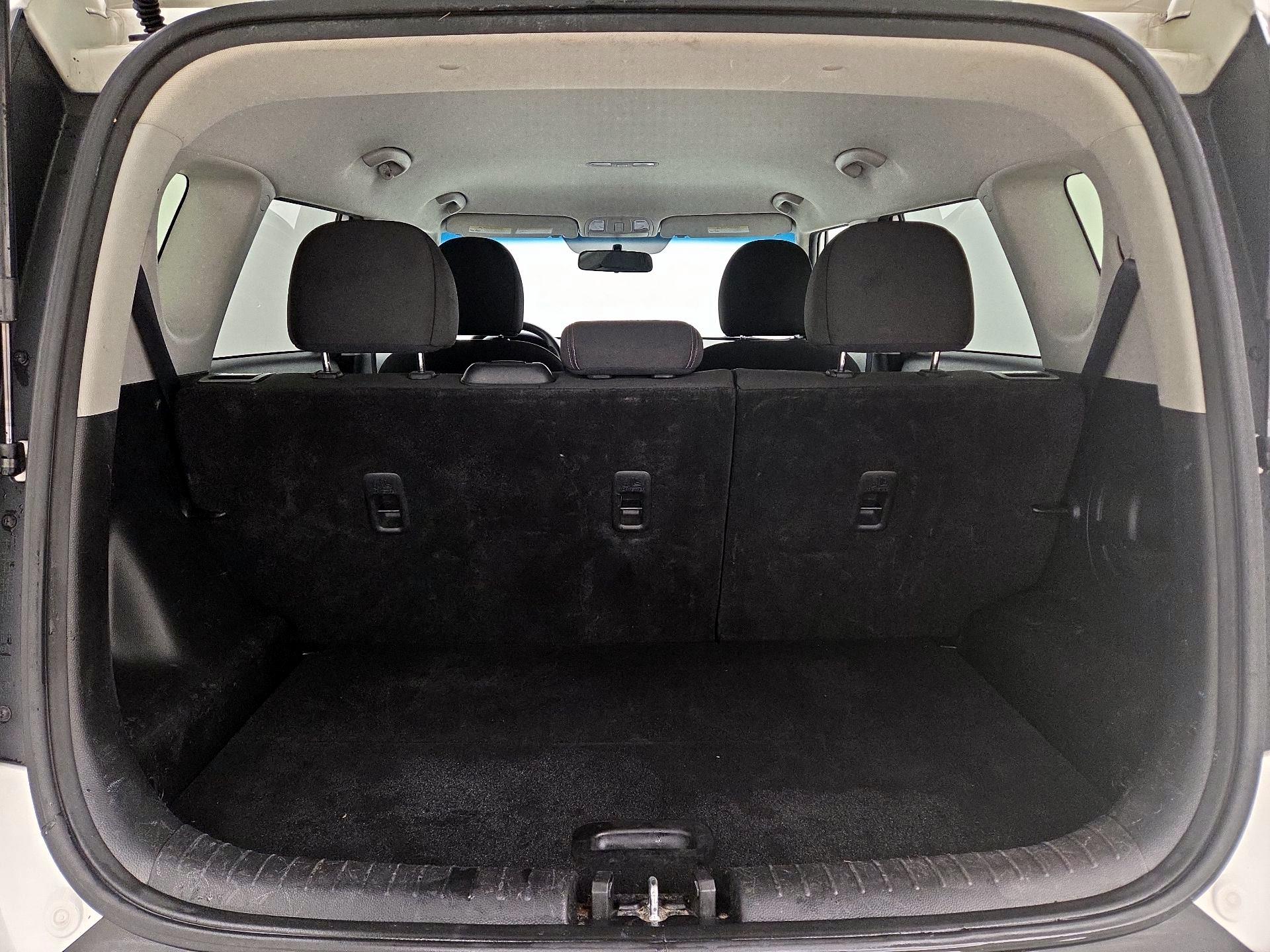 Thumbnail: 2015 Kia Soul - 19