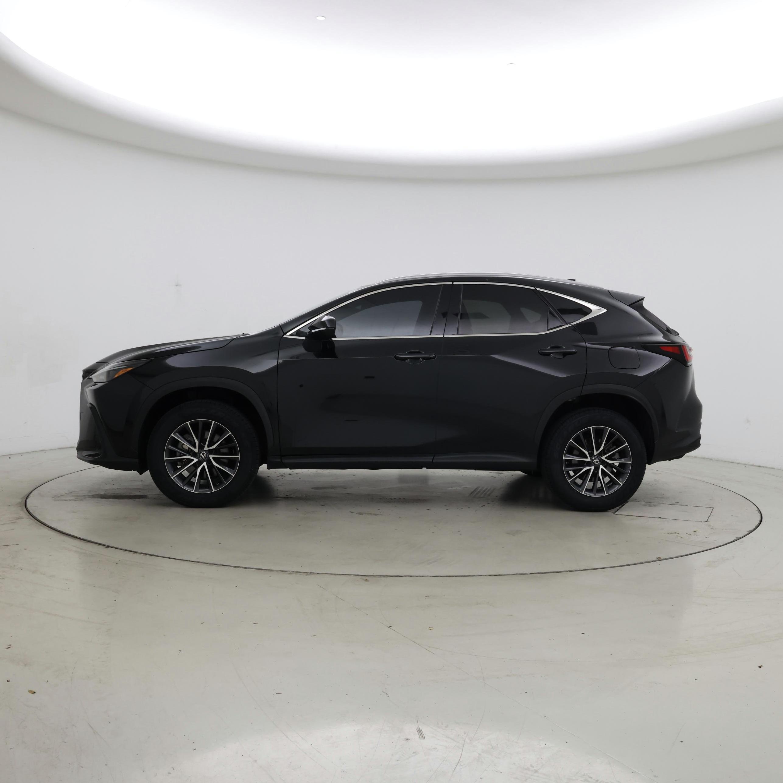 Thumbnail: 2023 Lexus NX - 3