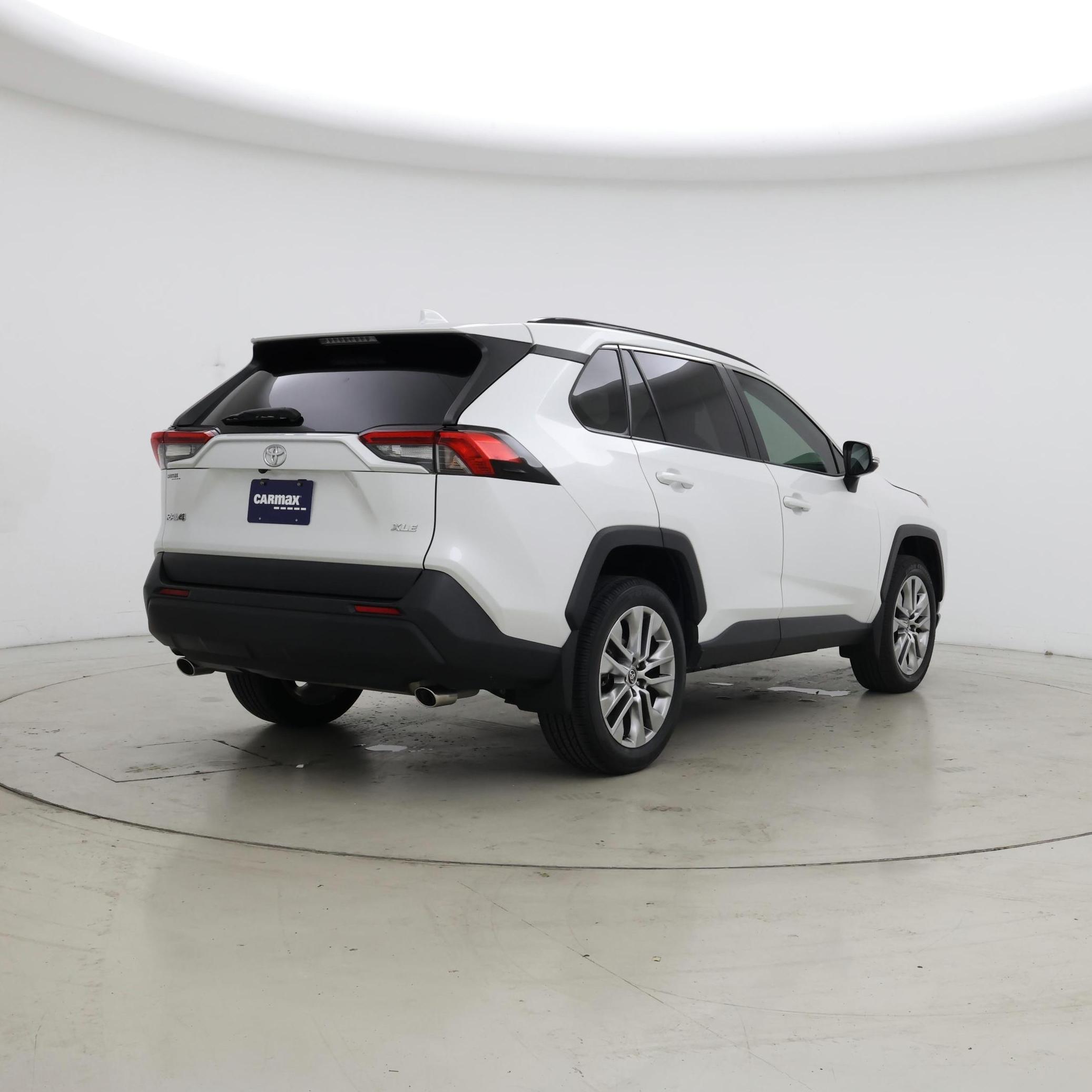 Thumbnail: 2024 Toyota RAV4 - 8