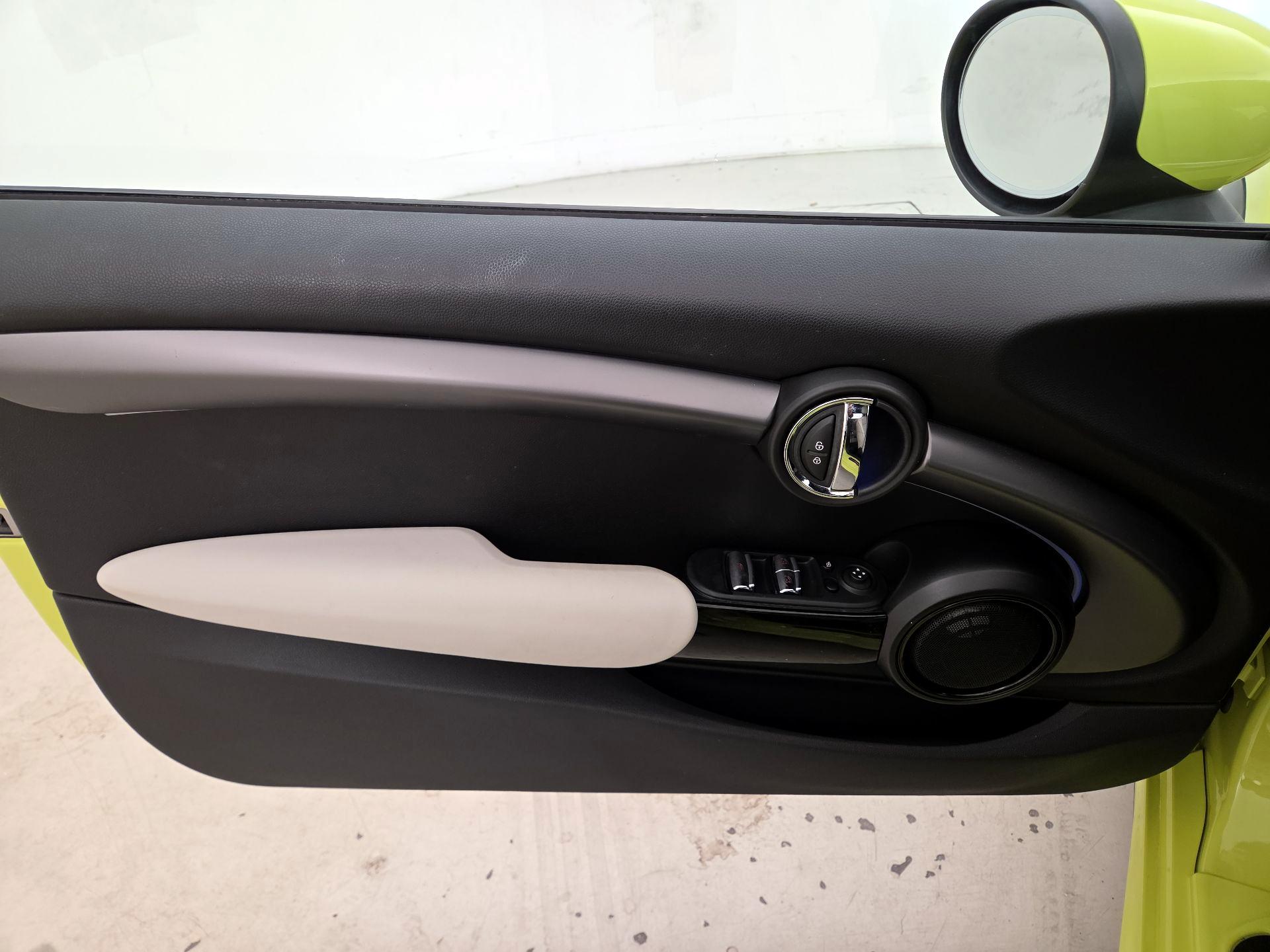 Thumbnail: 2023 MINI Cooper - 12