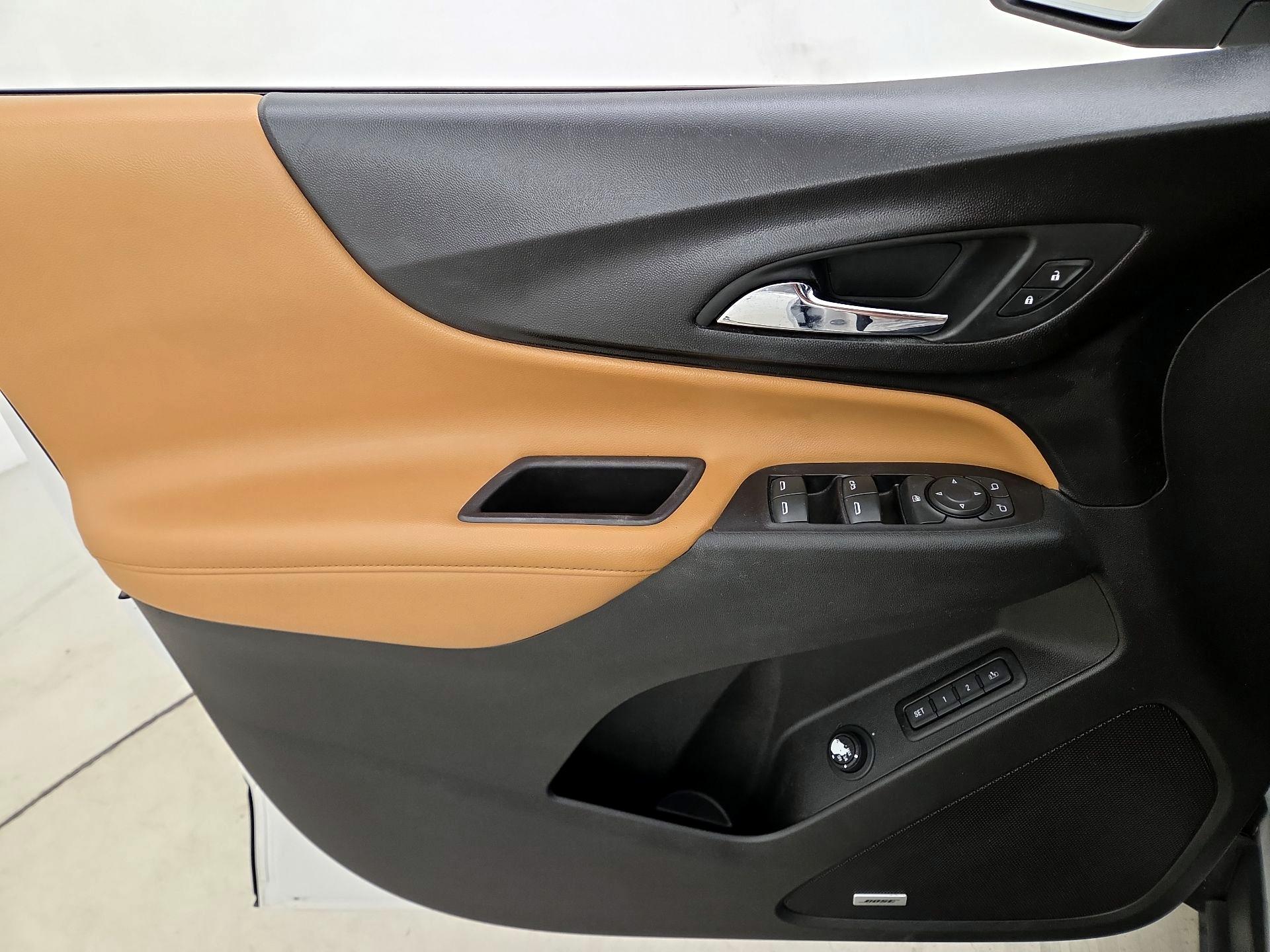 Thumbnail: 2018 Chevrolet Equinox - 12
