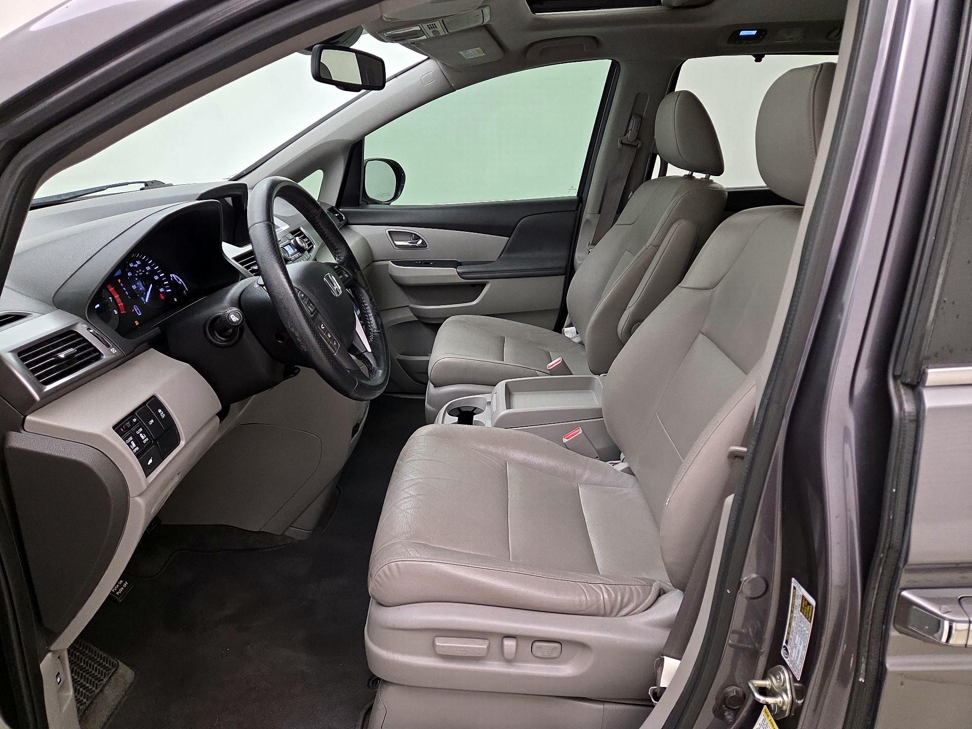 Thumbnail: 2015 Honda Odyssey - 11