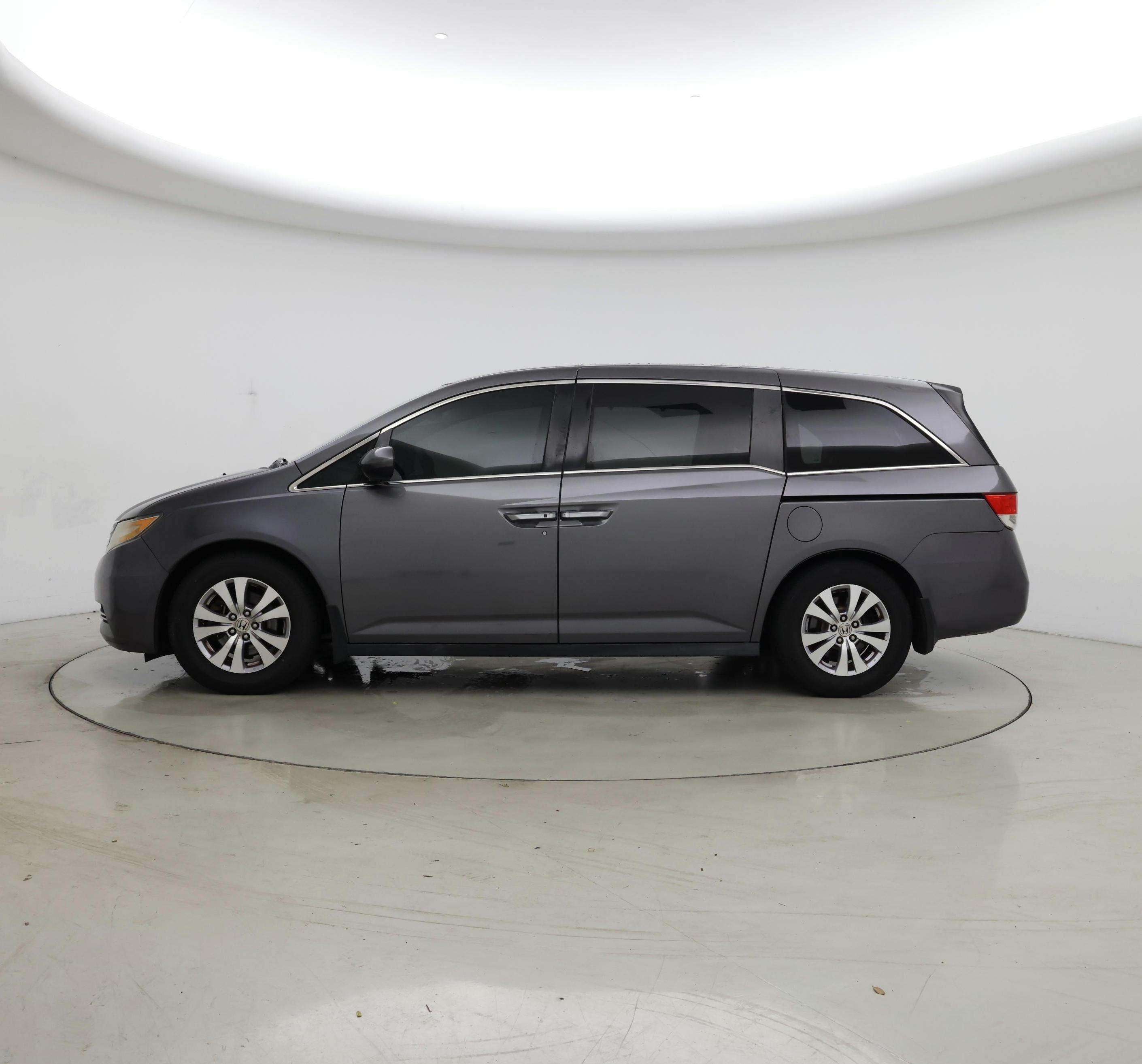 Thumbnail: 2015 Honda Odyssey - 3
