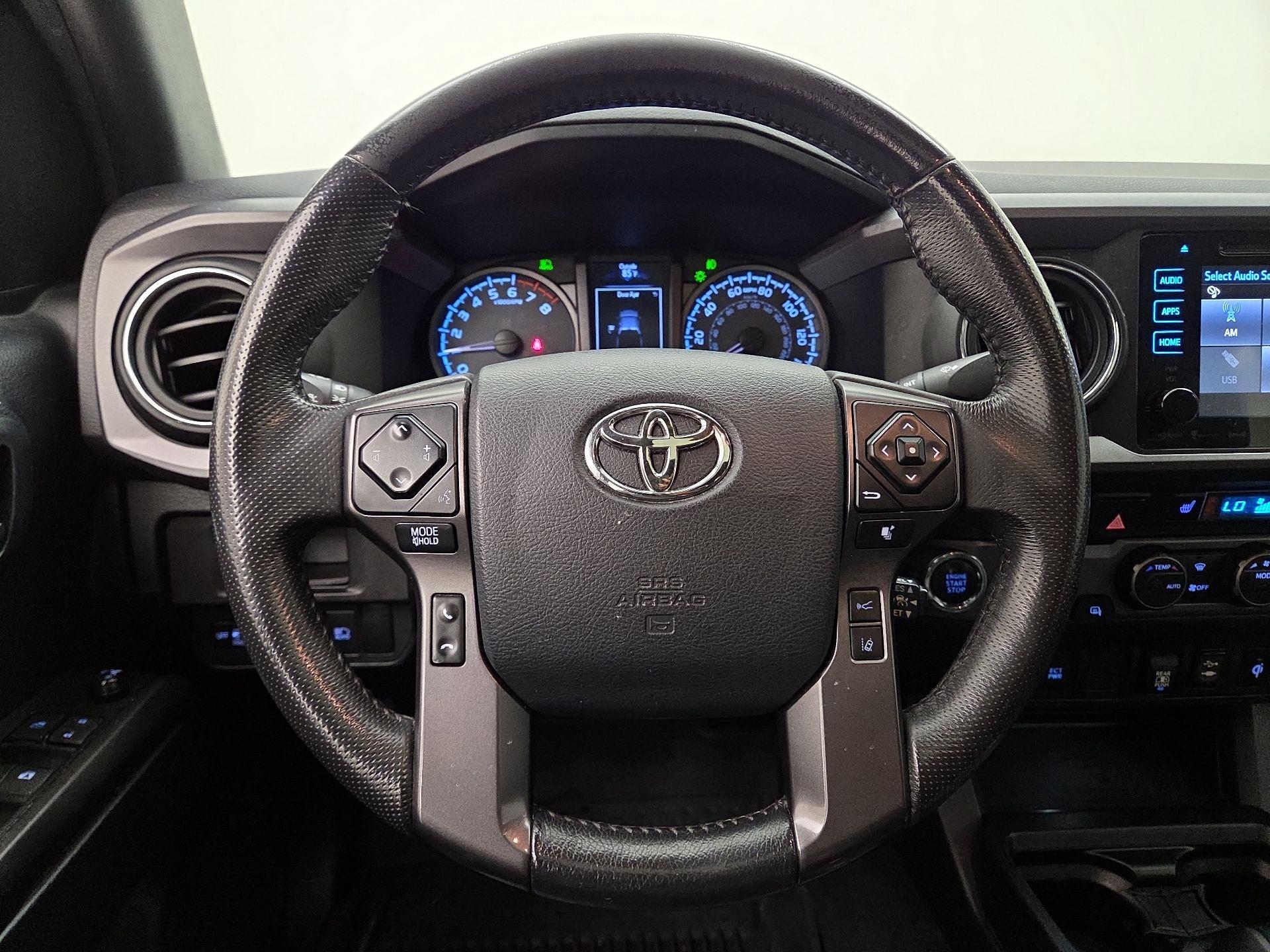 Thumbnail: 2019 Toyota Tacoma - 10