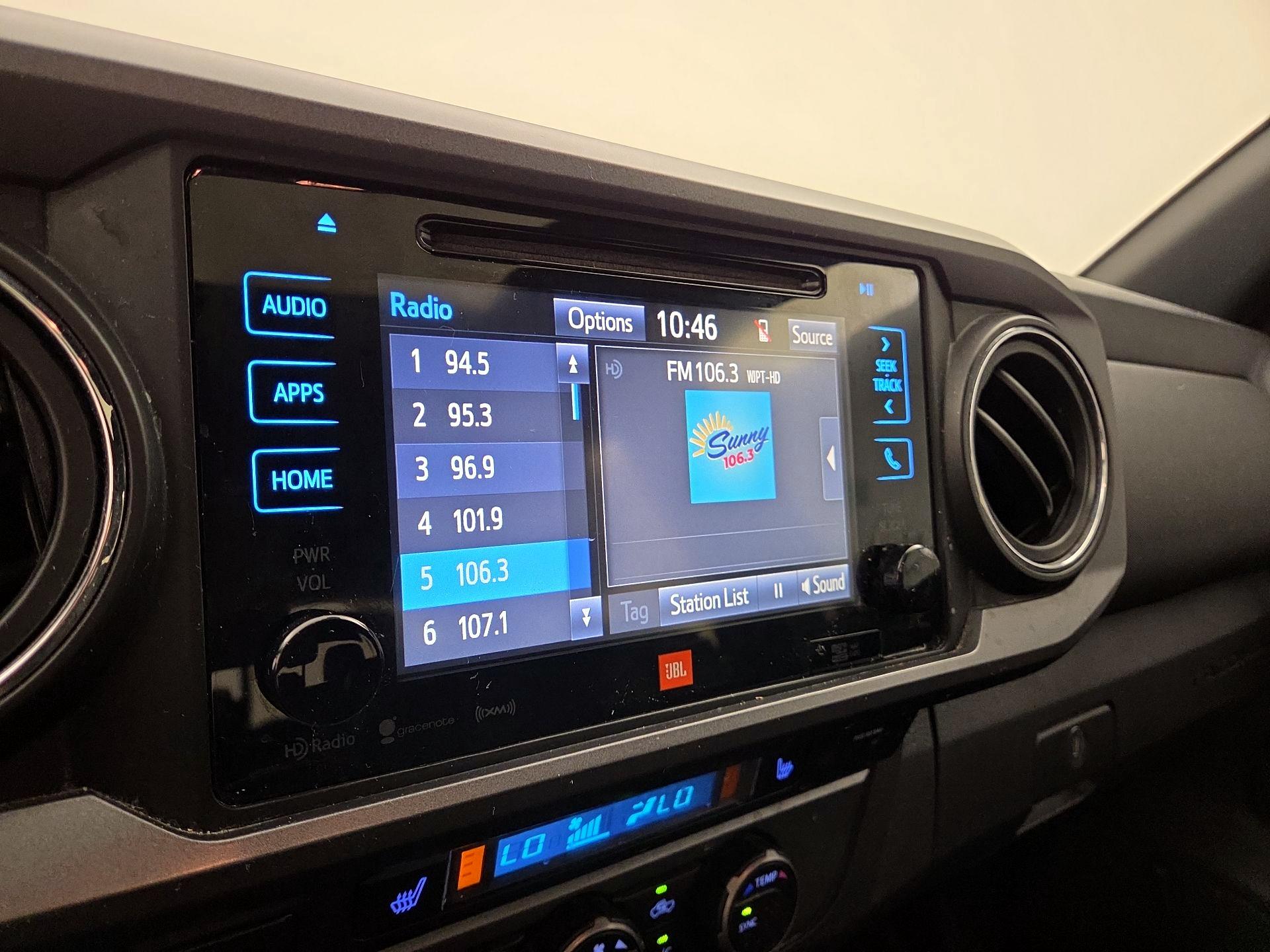 Thumbnail: 2019 Toyota Tacoma - 15