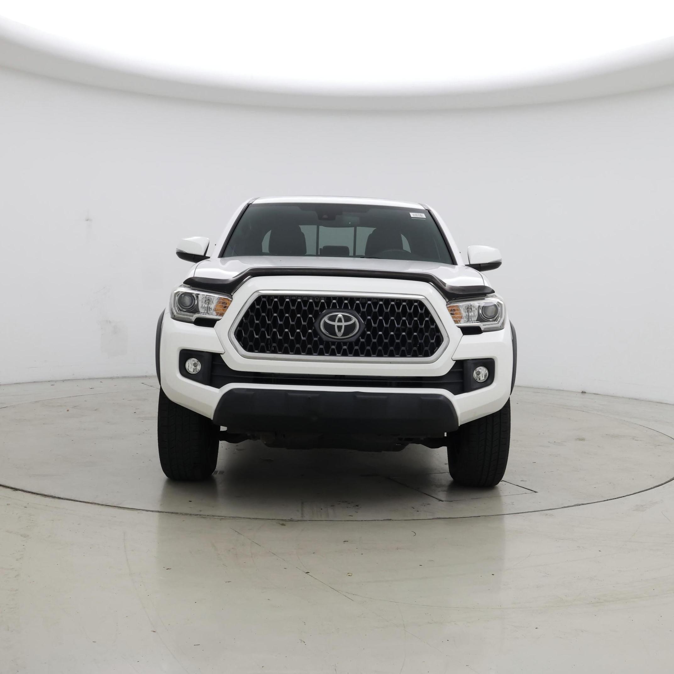 Thumbnail: 2019 Toyota Tacoma - 5