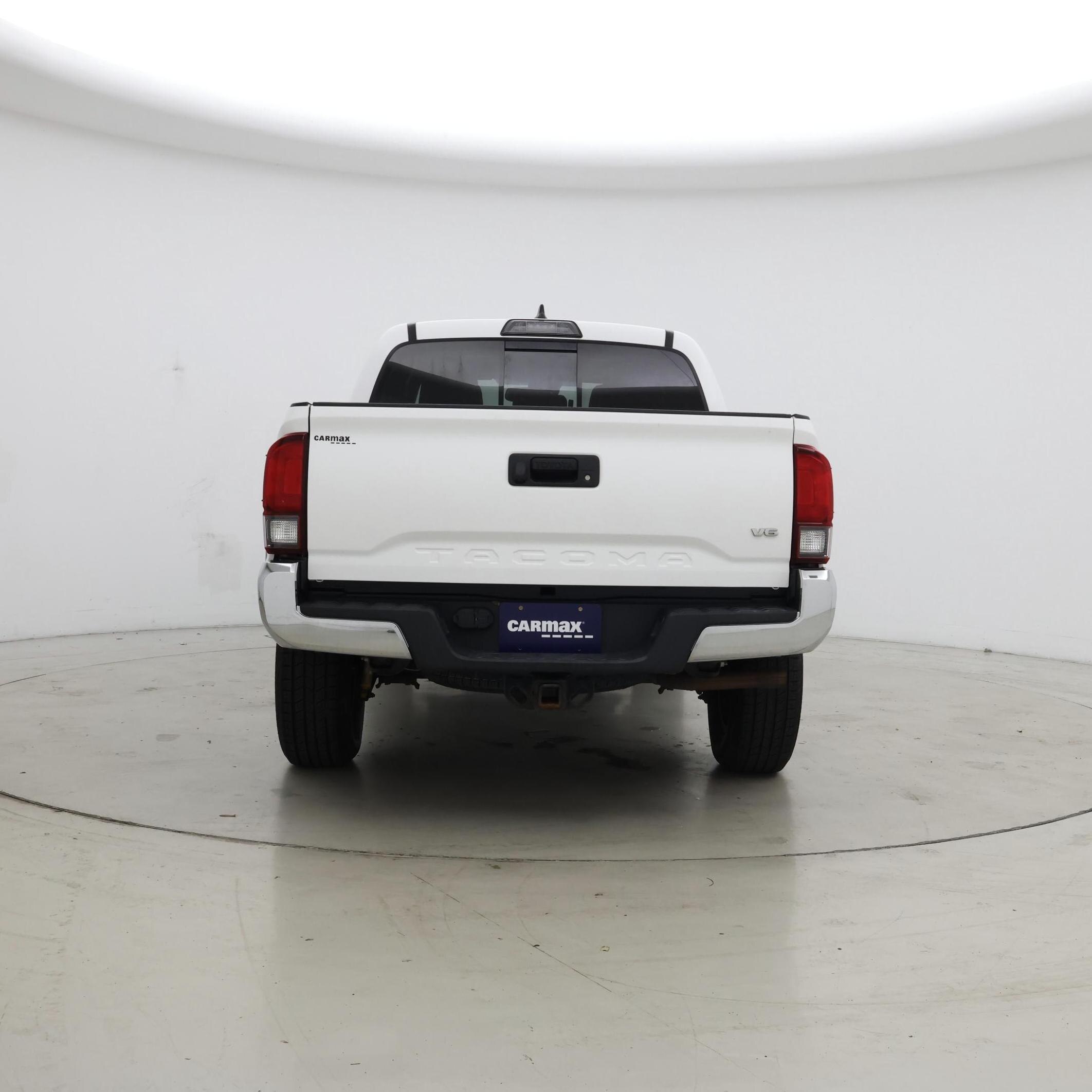 Thumbnail: 2019 Toyota Tacoma - 6