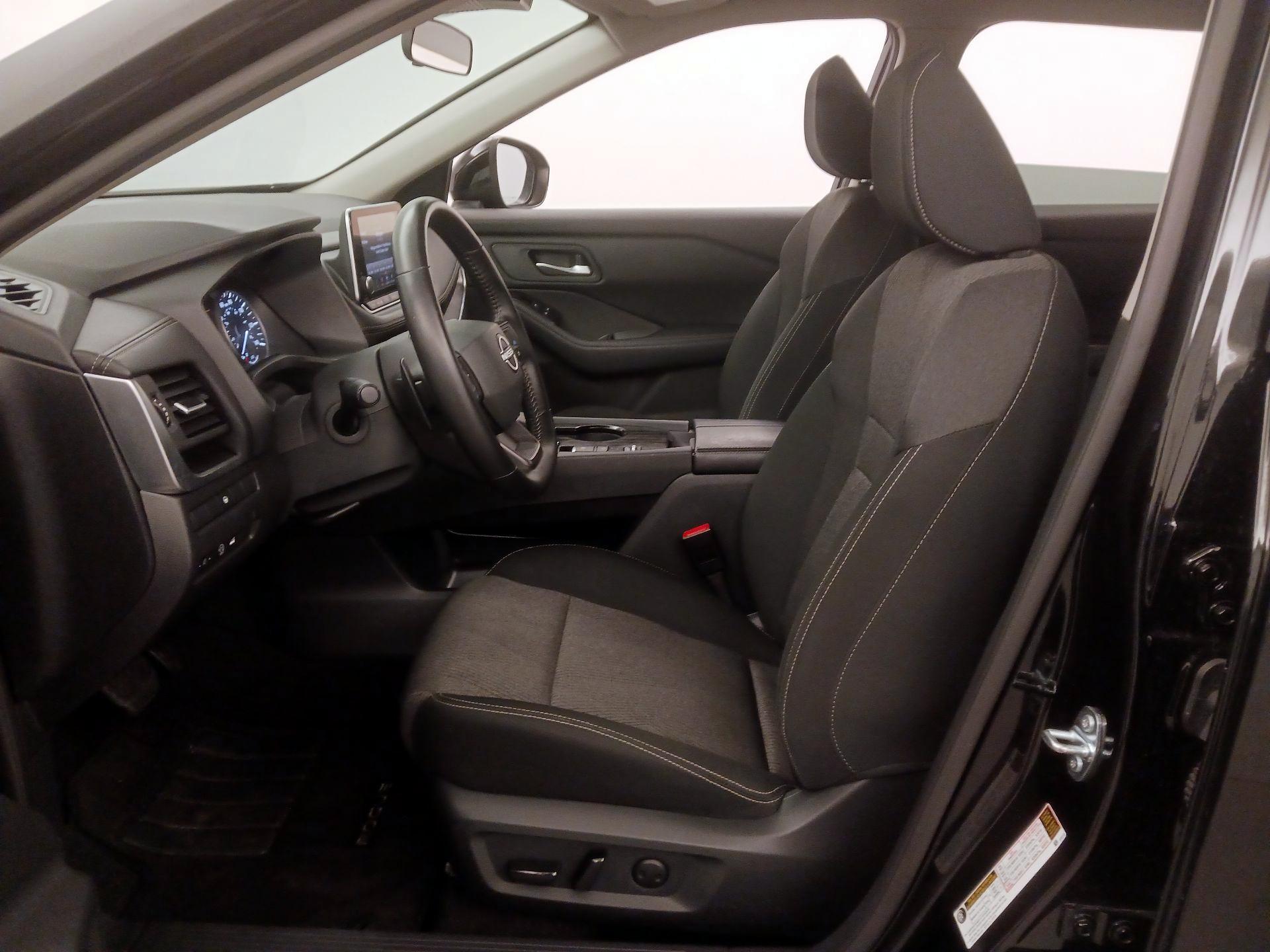 Thumbnail: 2025 Nissan Rogue - 11