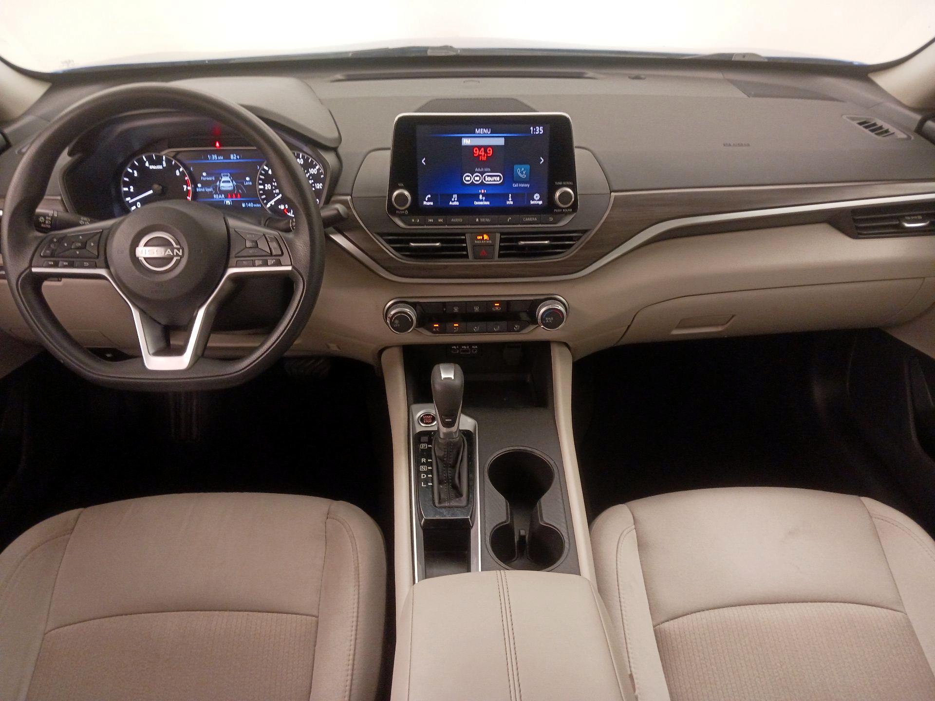 Thumbnail: 2025 Nissan Altima - 9