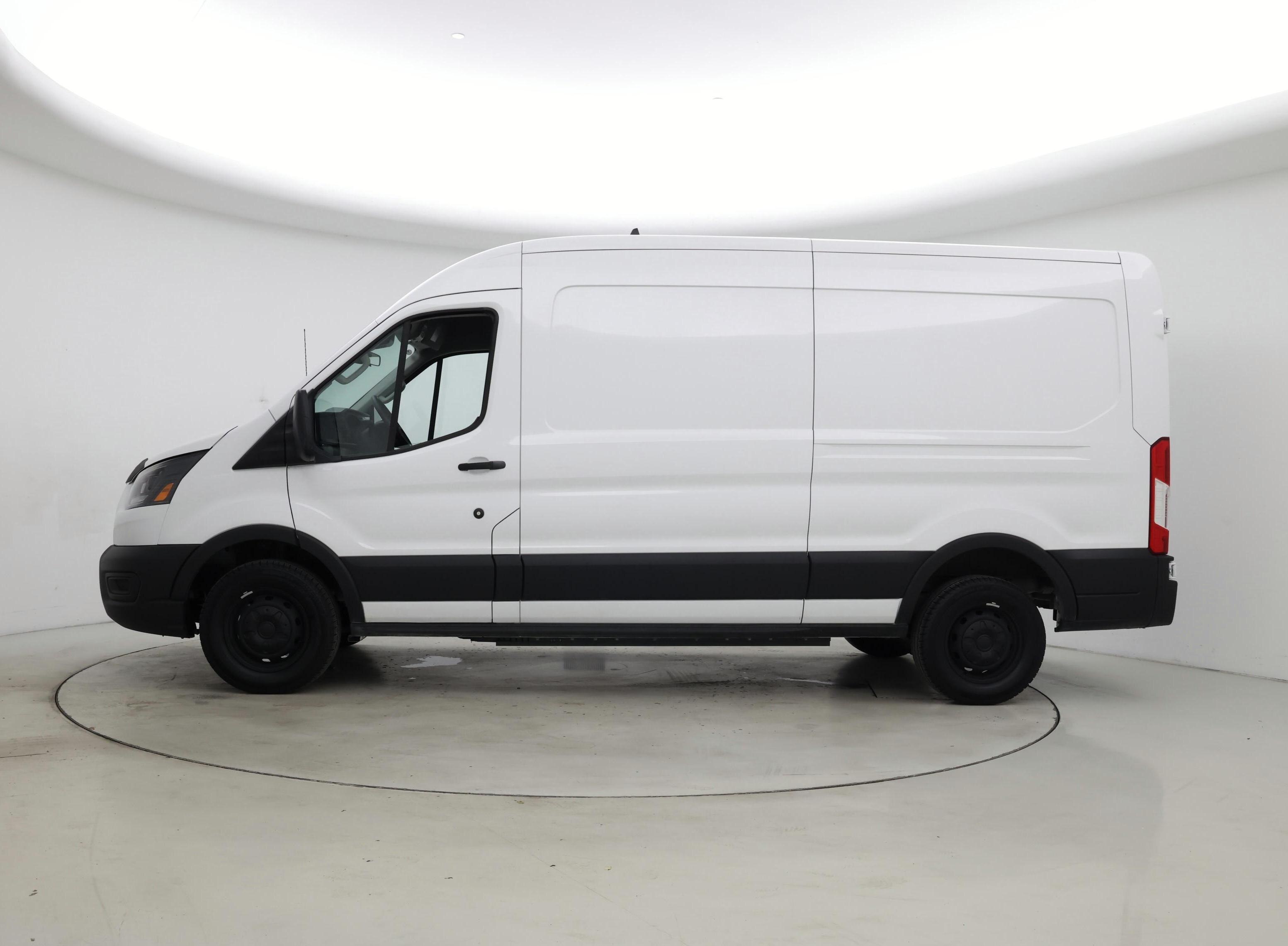 Thumbnail: 2024 Ford Econoline - 3
