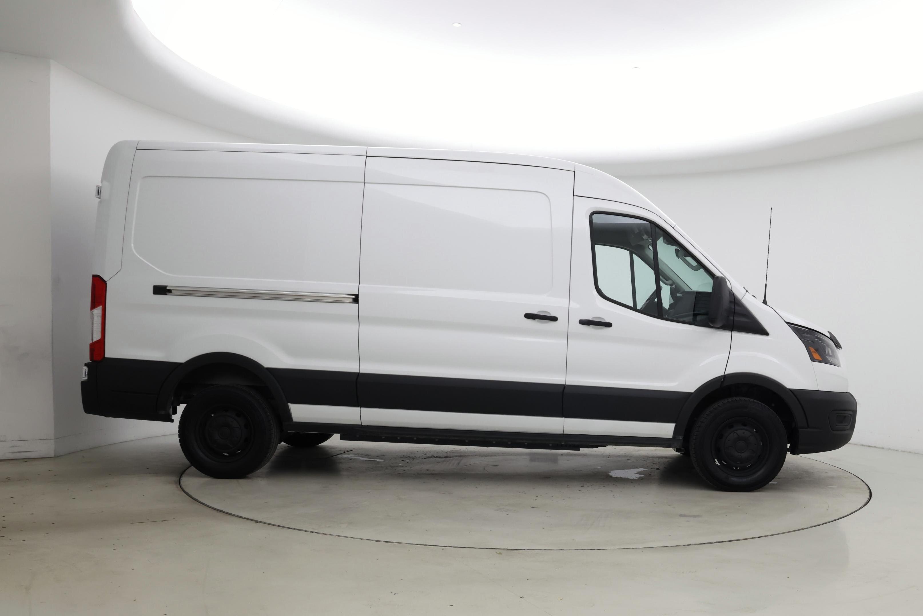 Thumbnail: 2024 Ford Econoline - 7