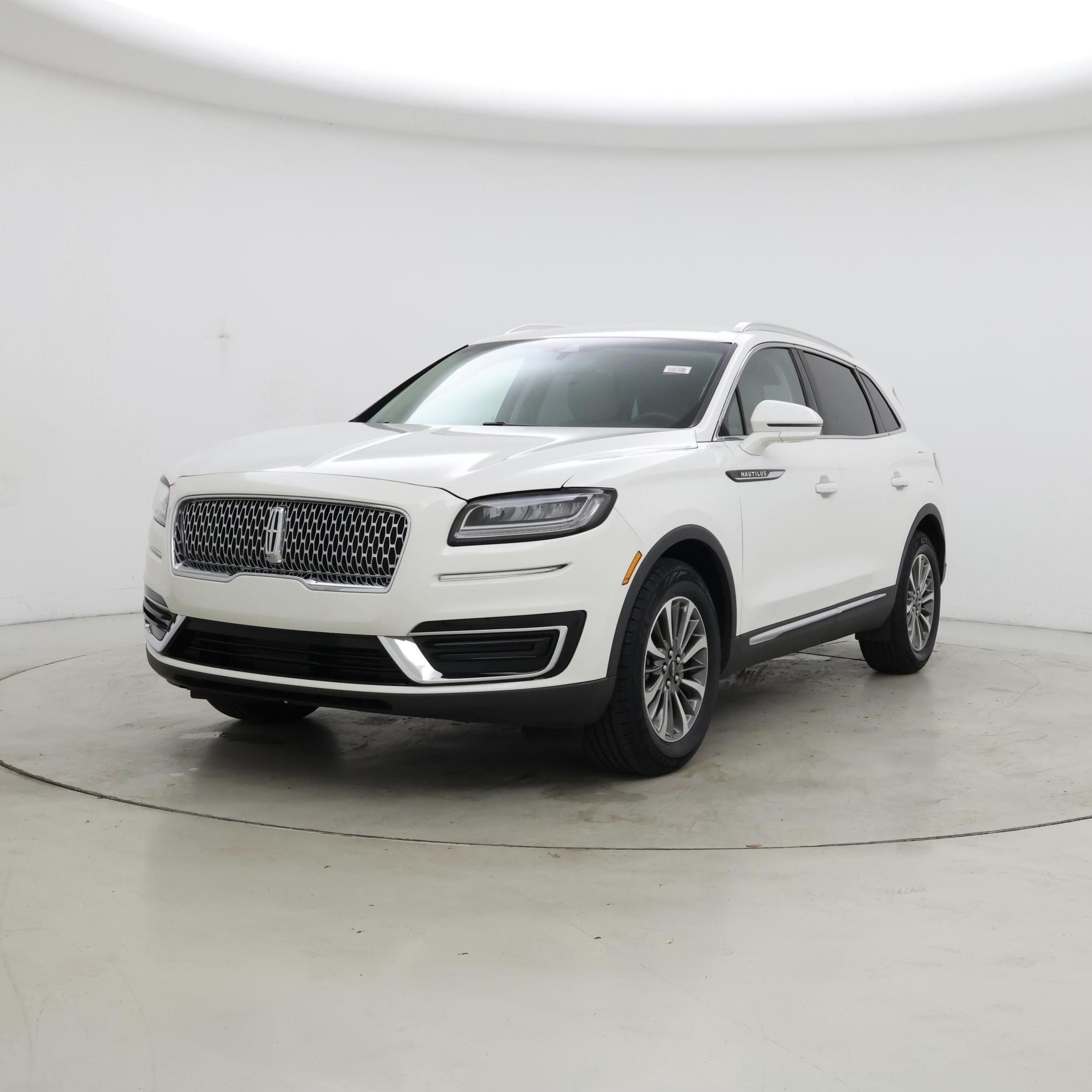 Thumbnail: 2020 Lincoln Nautilus - 4