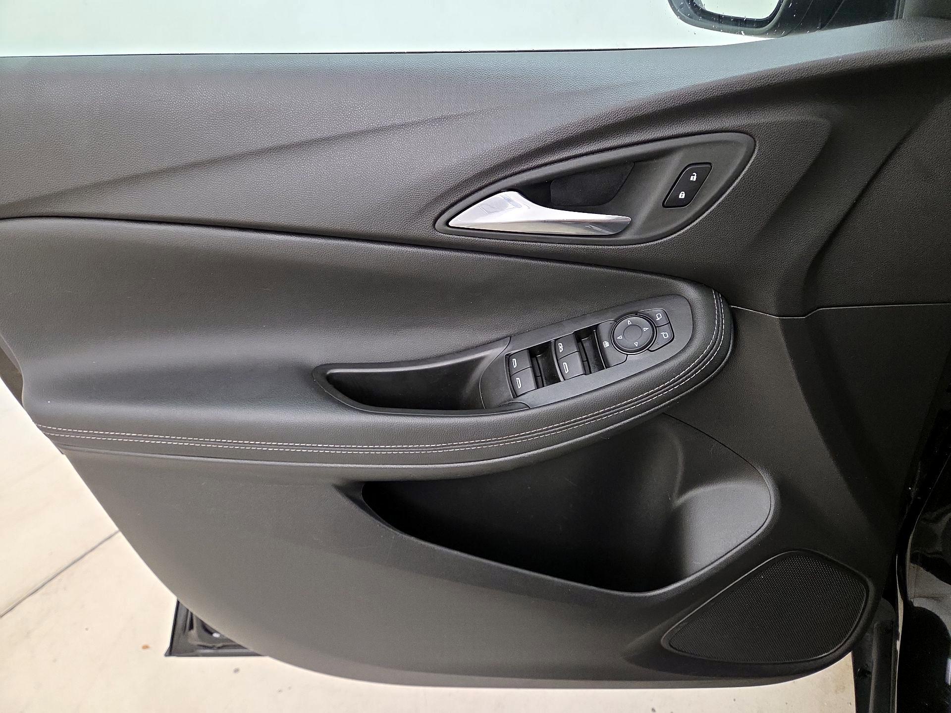Thumbnail: 2025 Buick Encore GX - 12