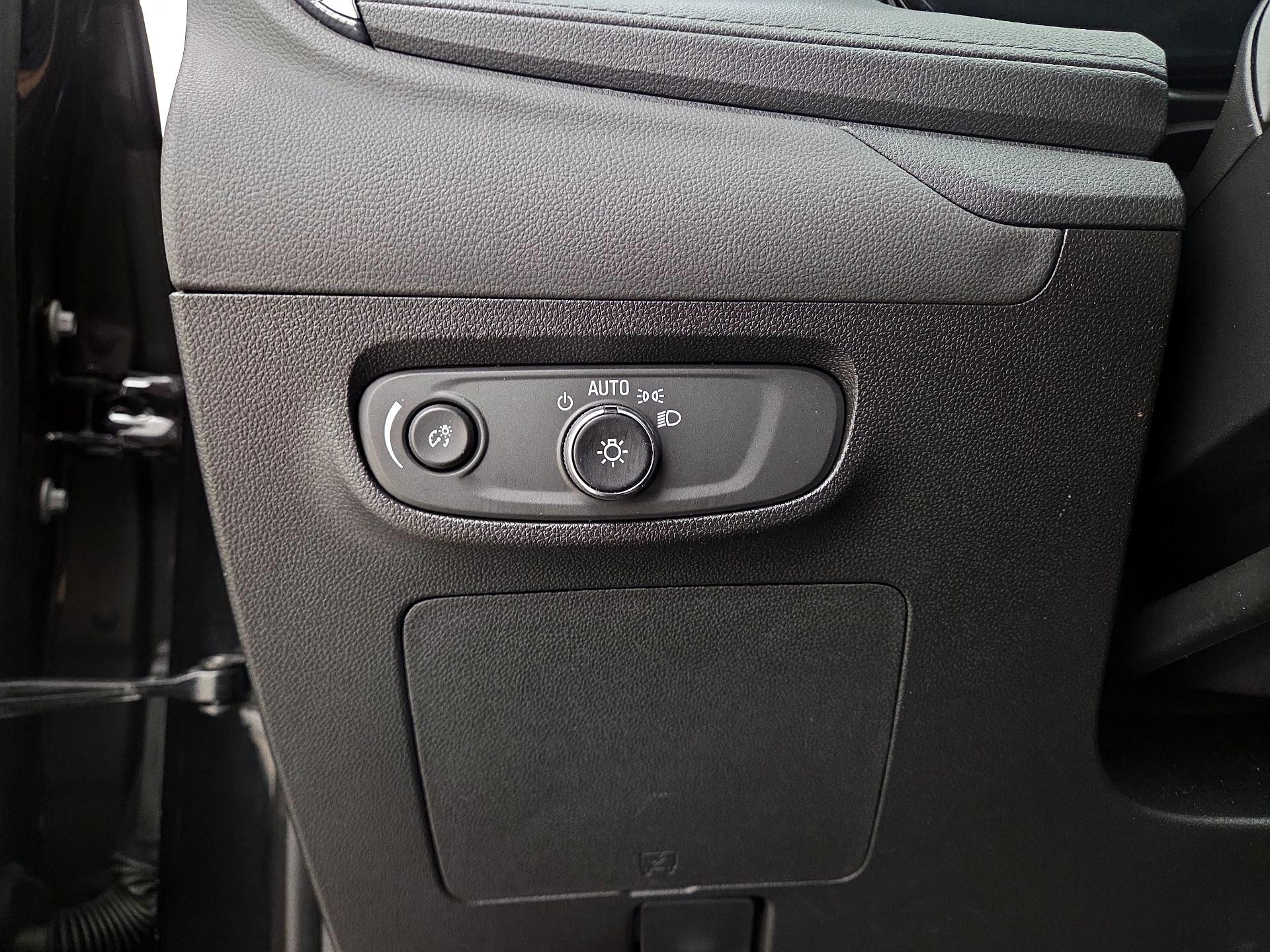 Thumbnail: 2025 Buick Encore GX - 13