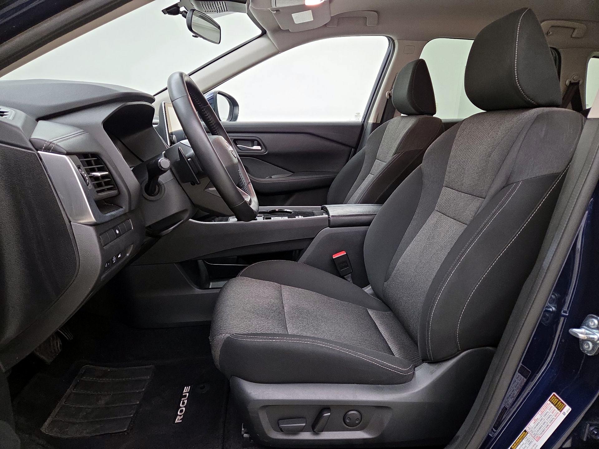 Thumbnail: 2025 Nissan Rogue - 11