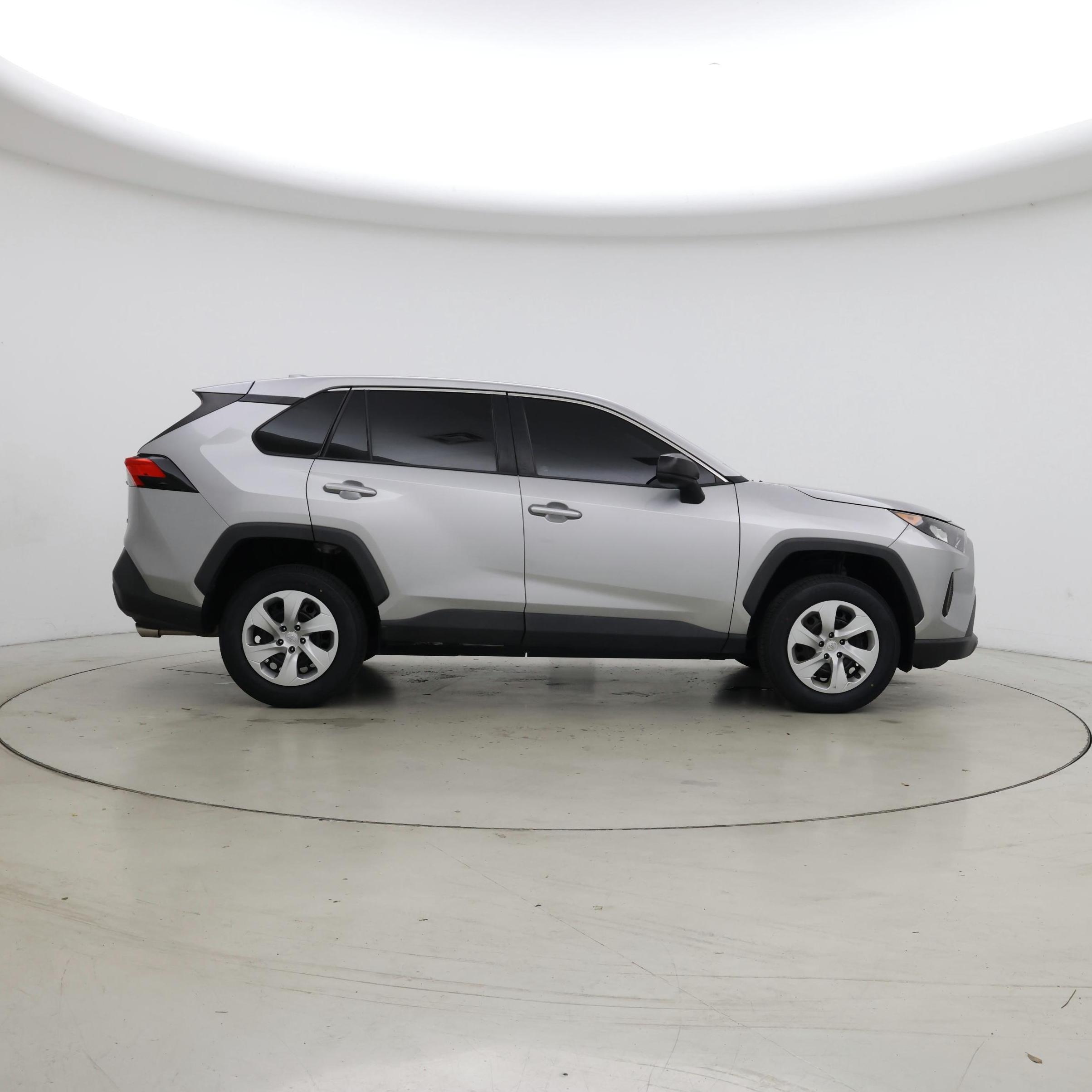 Thumbnail: 2022 Toyota RAV4 - 7