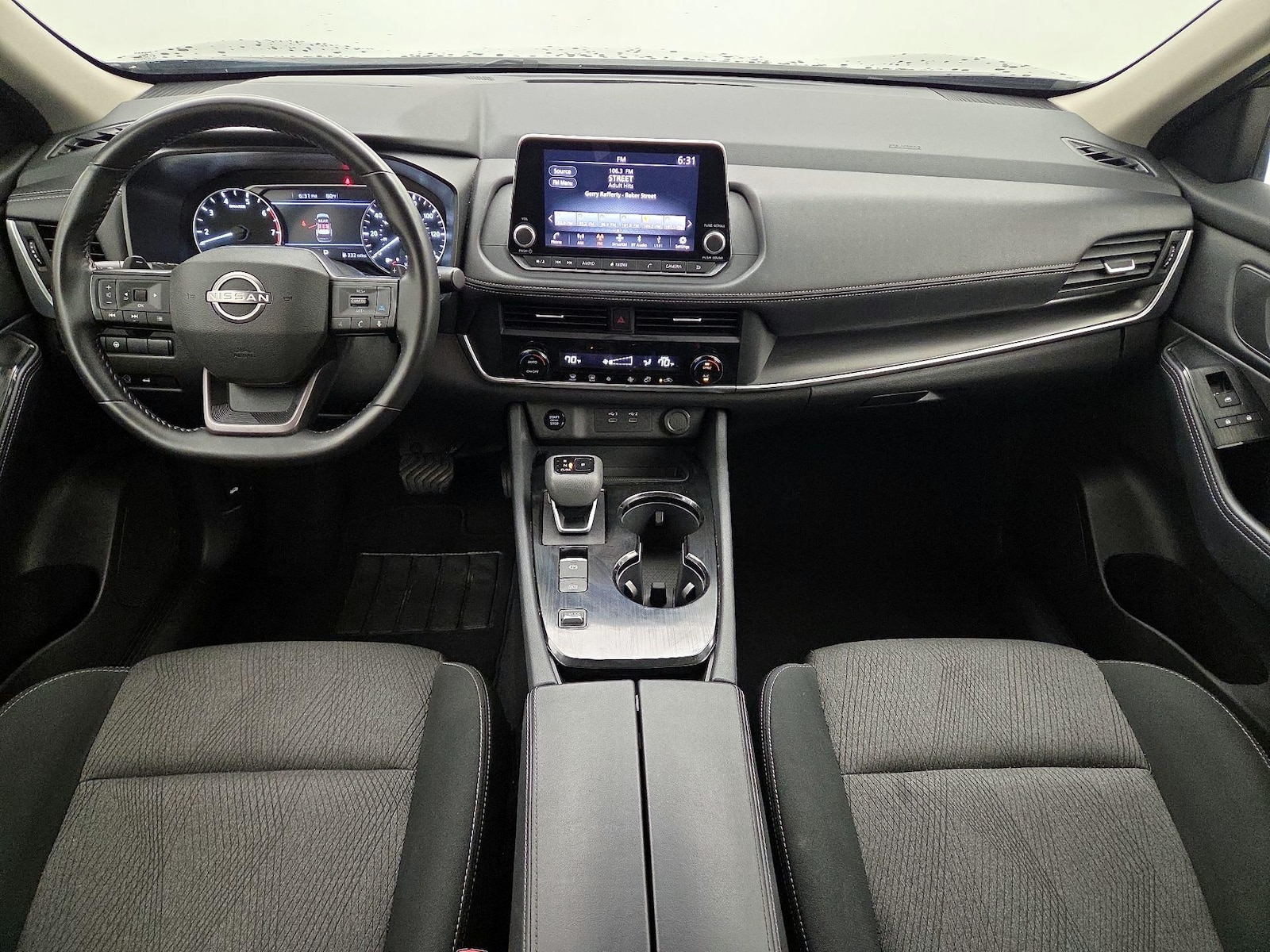 2025 Nissan Rogue SV - Photo 10