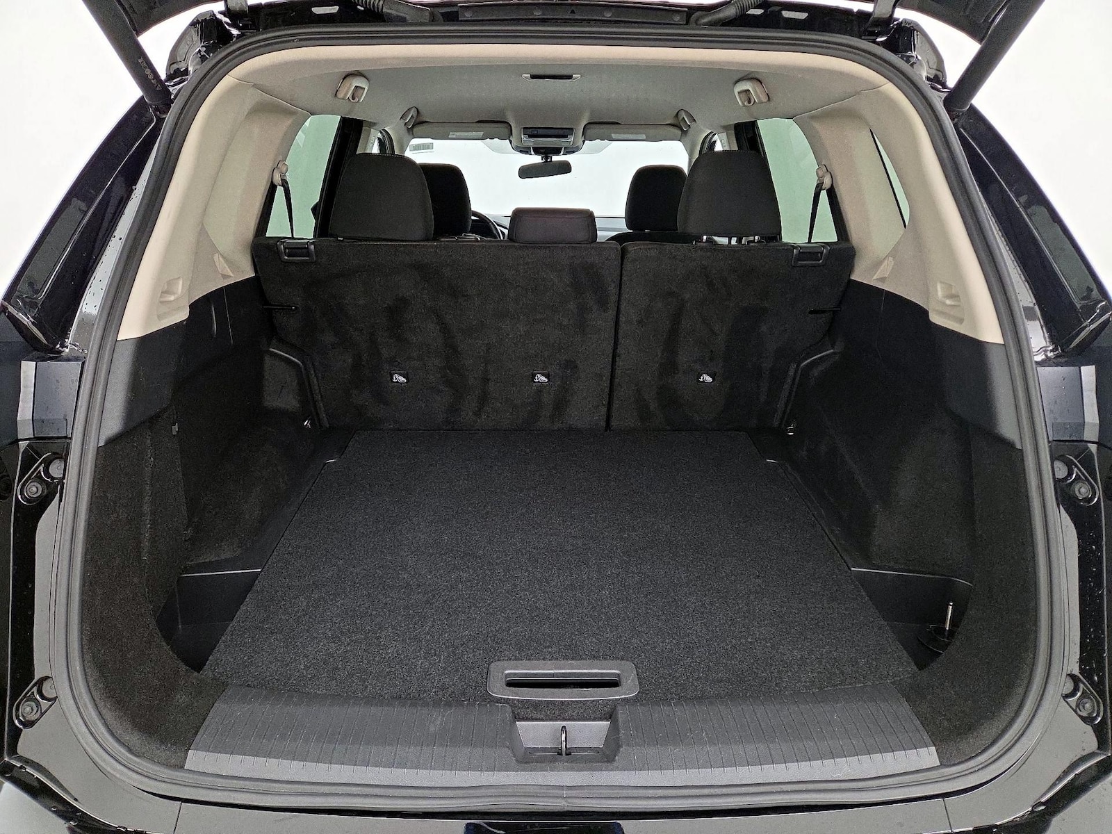 2025 Nissan Rogue SV - Photo 21