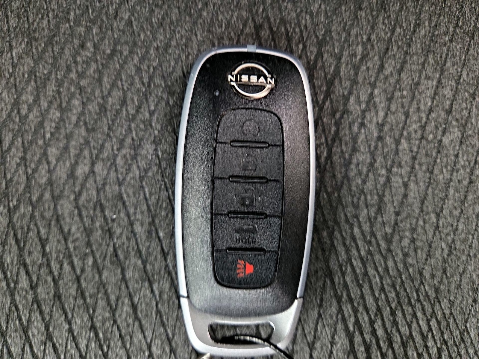 2025 Nissan Rogue SV - Photo 23