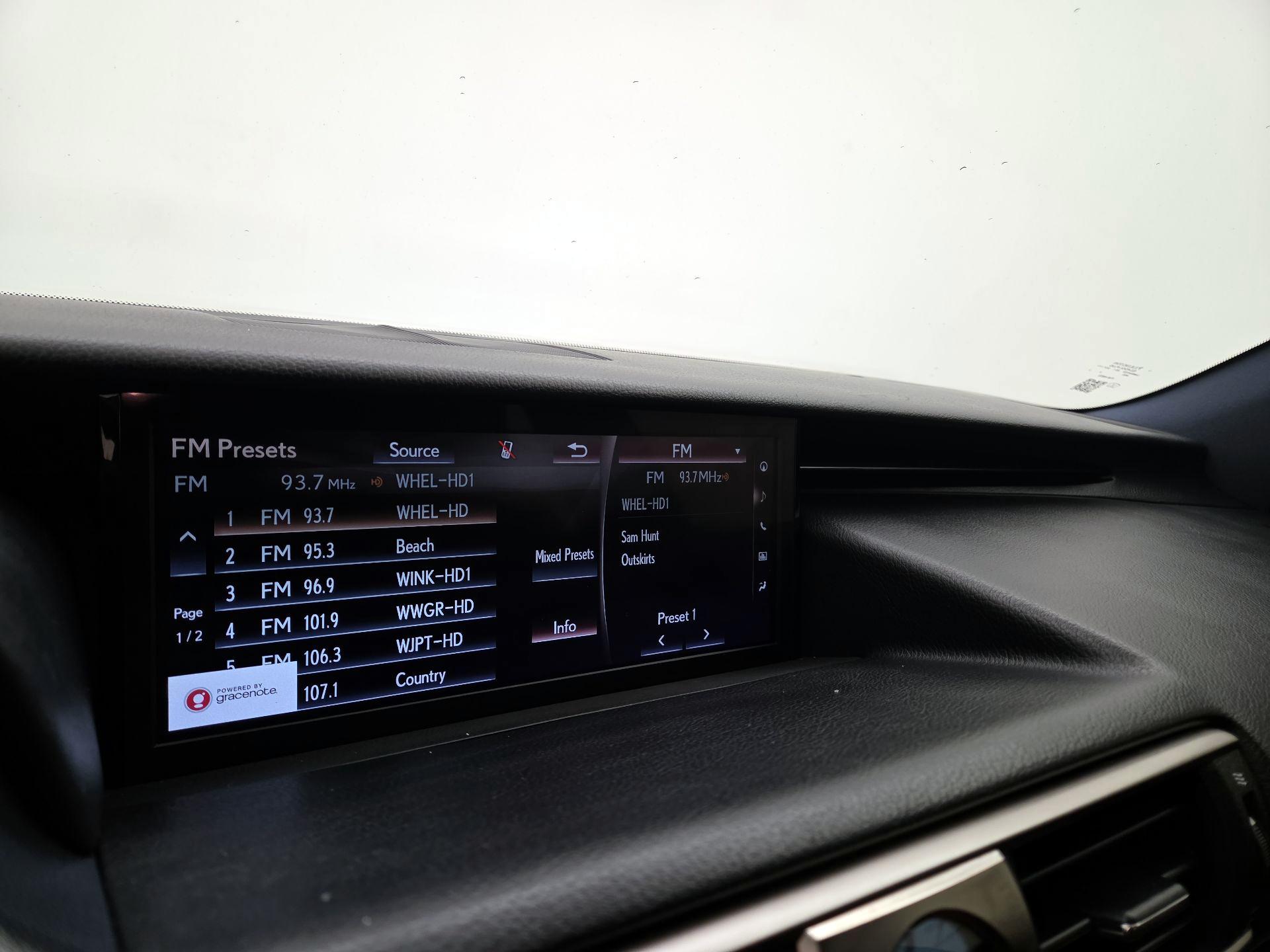 Thumbnail: 2019 Lexus IS - 16