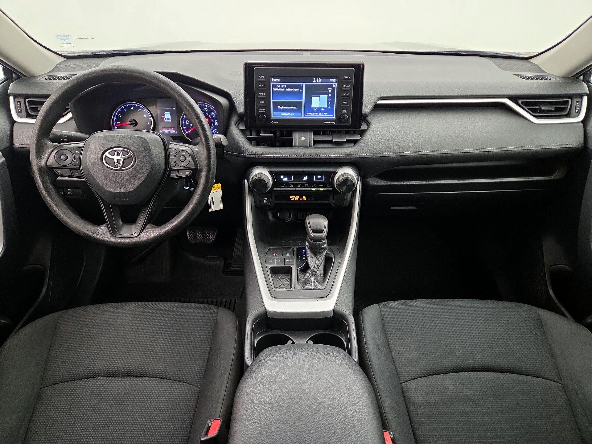 Thumbnail: 2020 Toyota RAV4 - 9