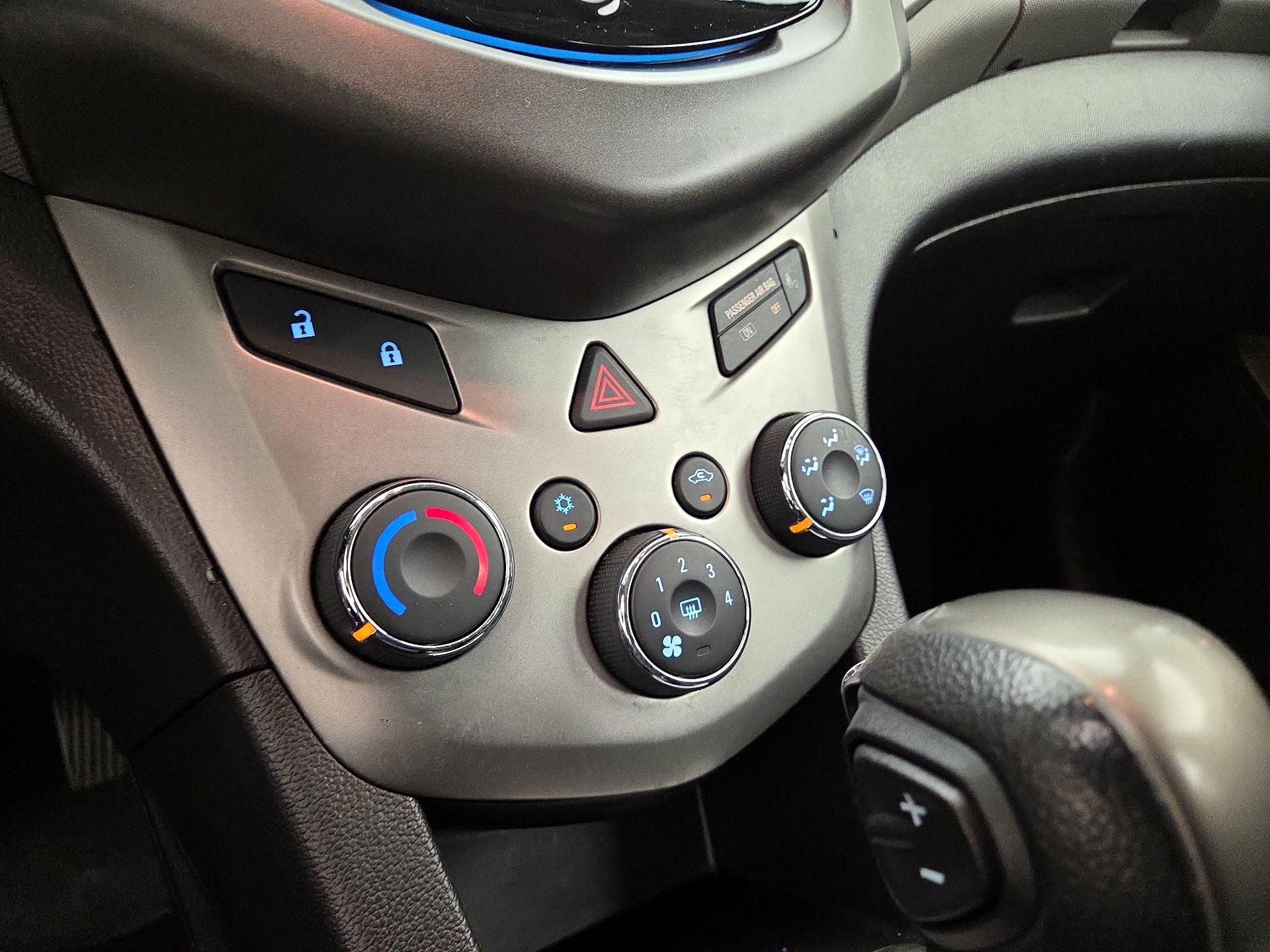 Thumbnail: 2015 Chevrolet Sonic - 15