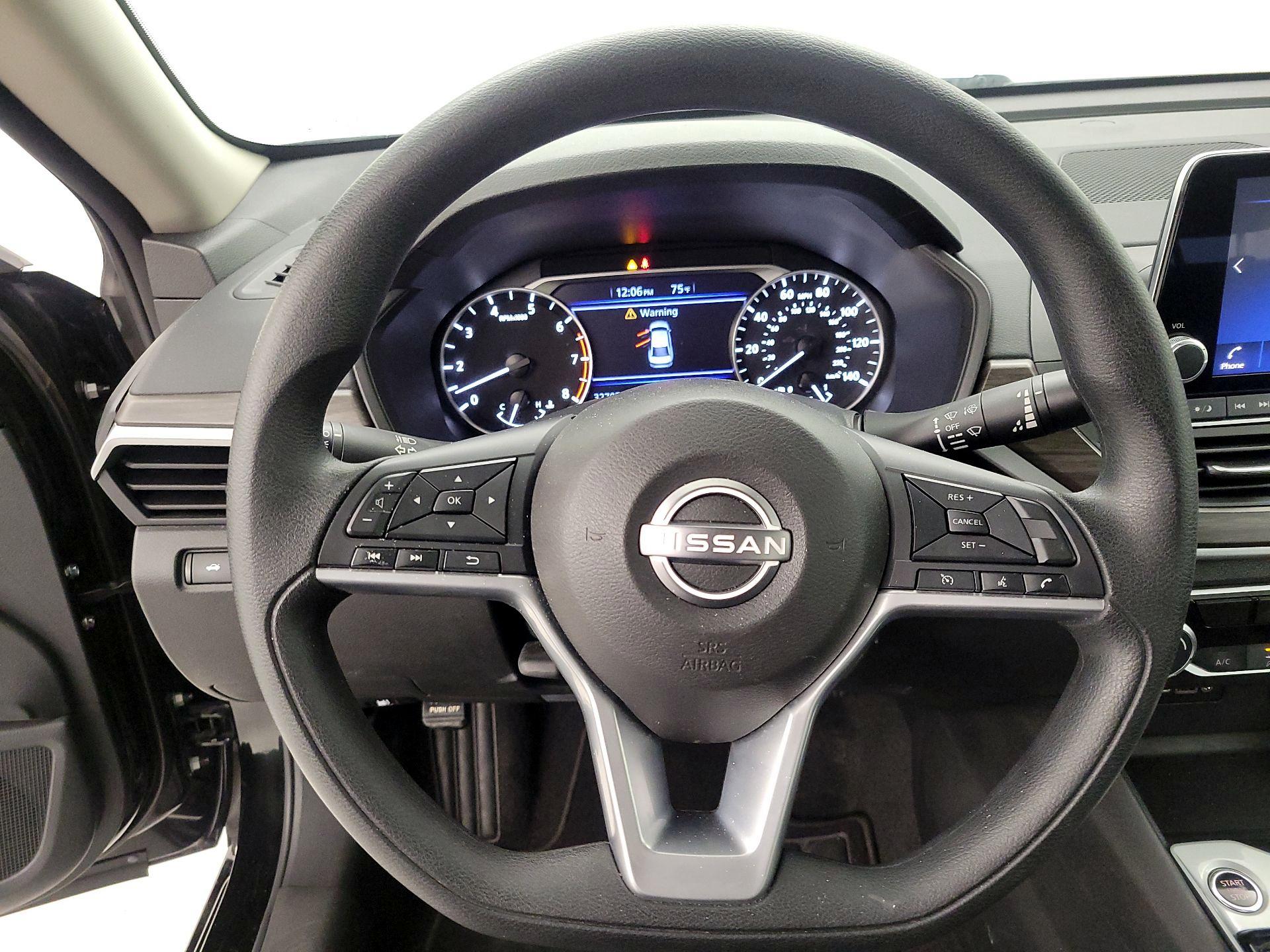 Thumbnail: 2025 Nissan Altima - 10