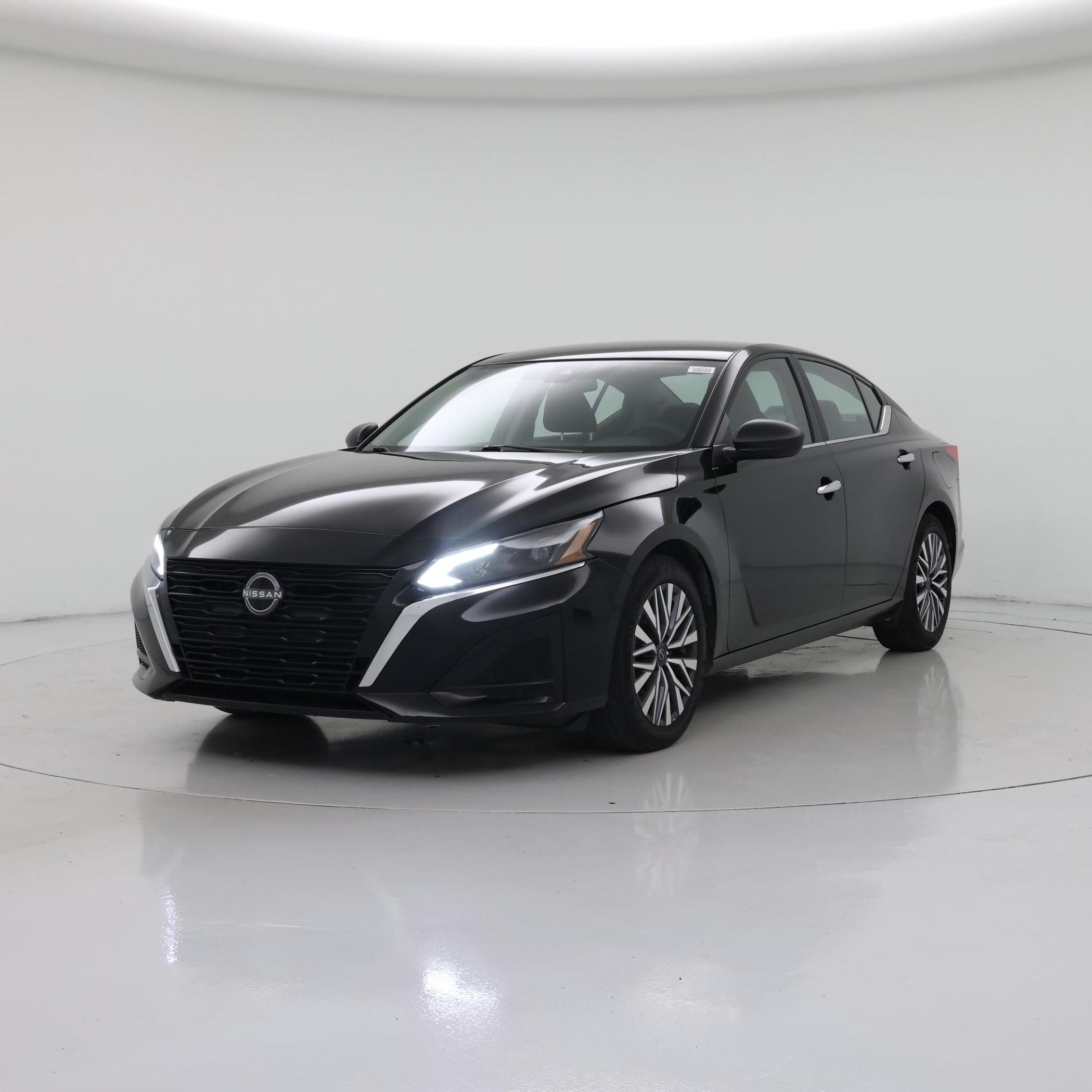 Thumbnail: 2025 Nissan Altima - 4