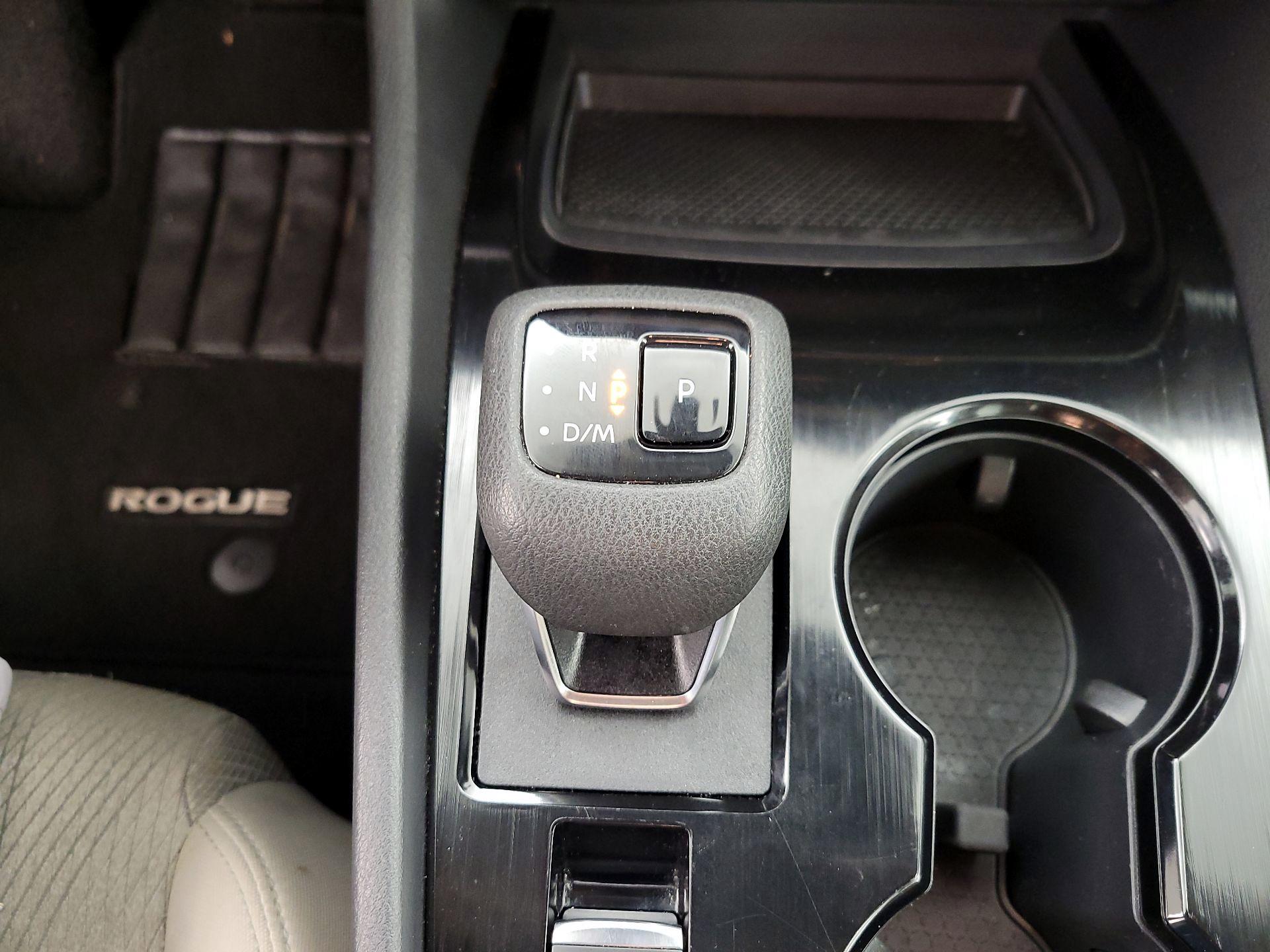 Thumbnail: 2025 Nissan Rogue - 17