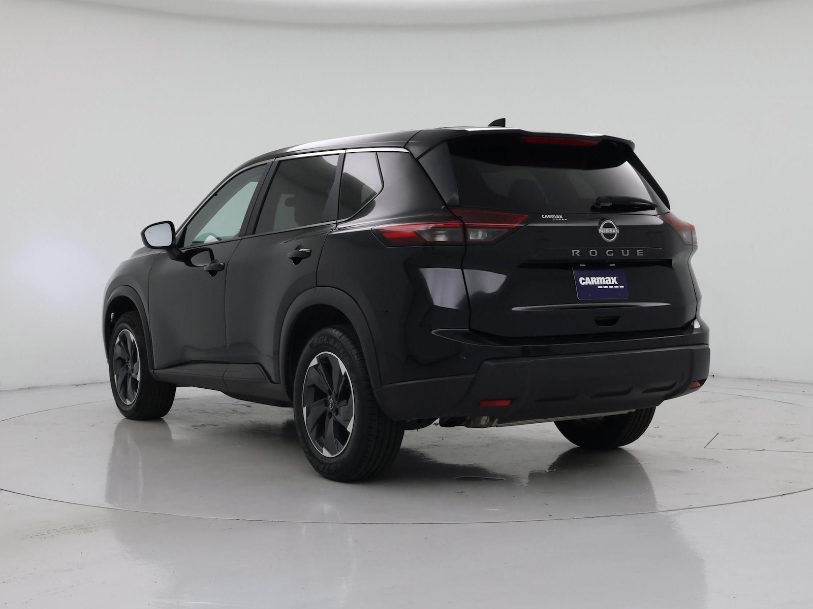 2025 Nissan Rogue SV - Photo 3